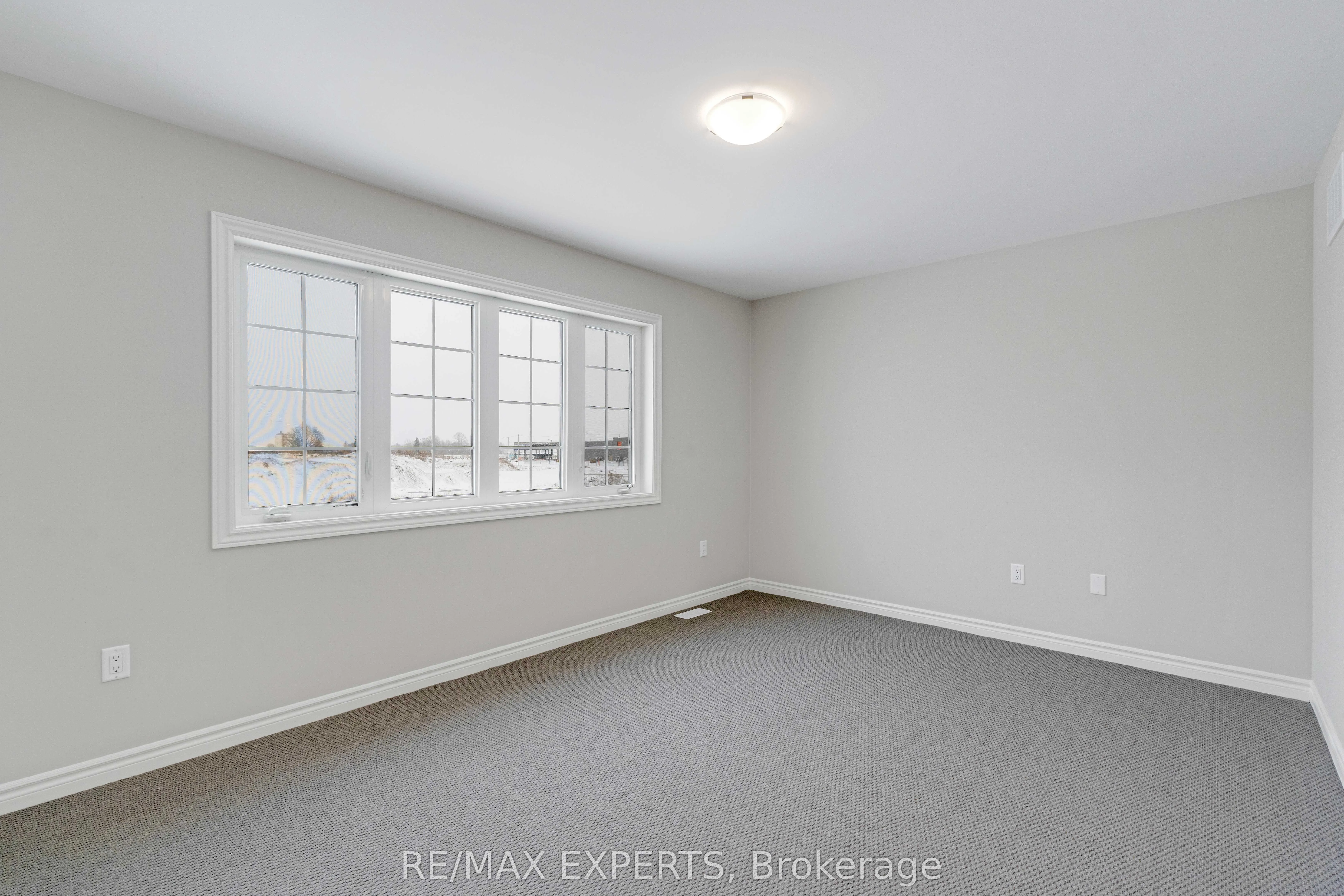 282 Springfield Crescent