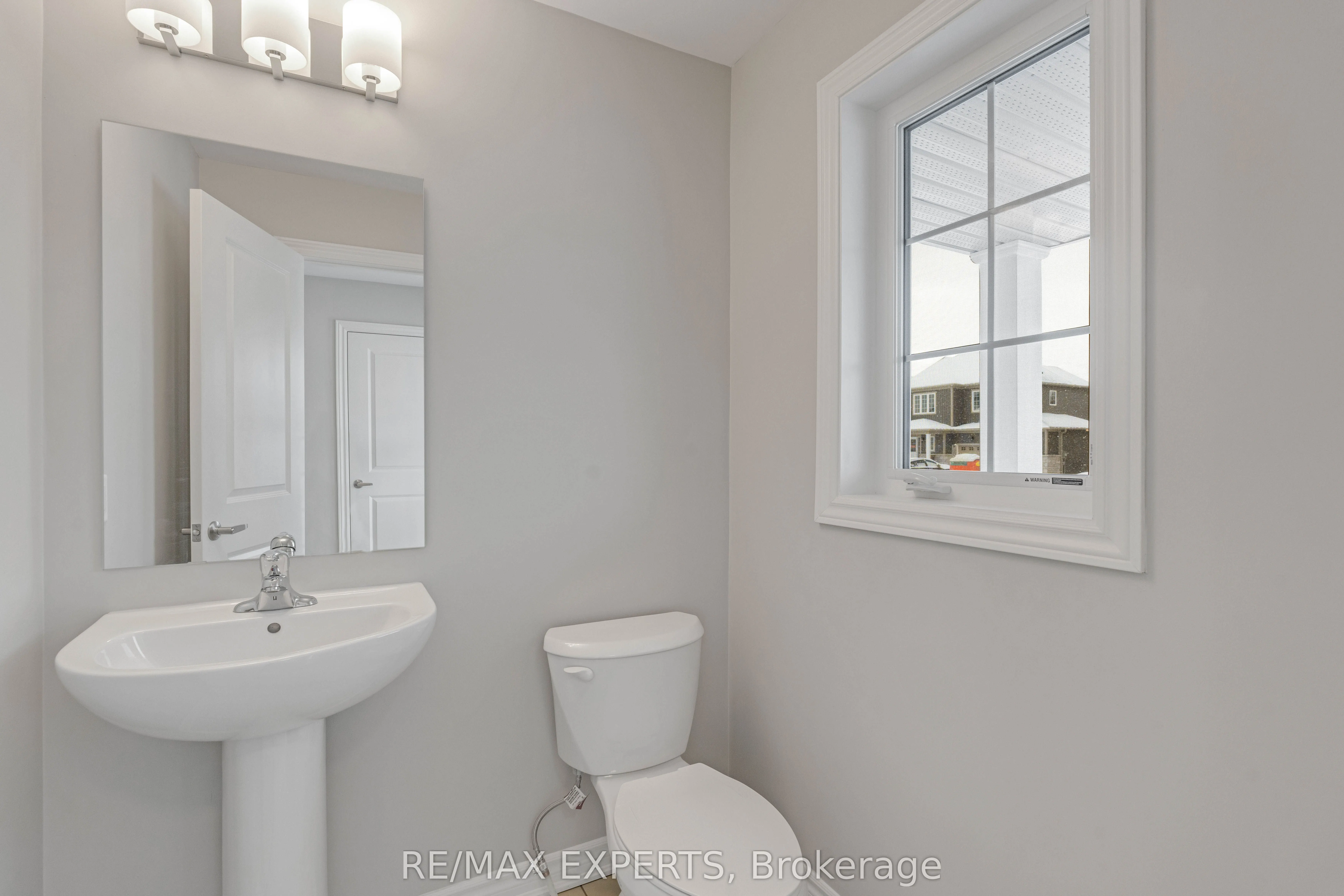 282 Springfield Crescent