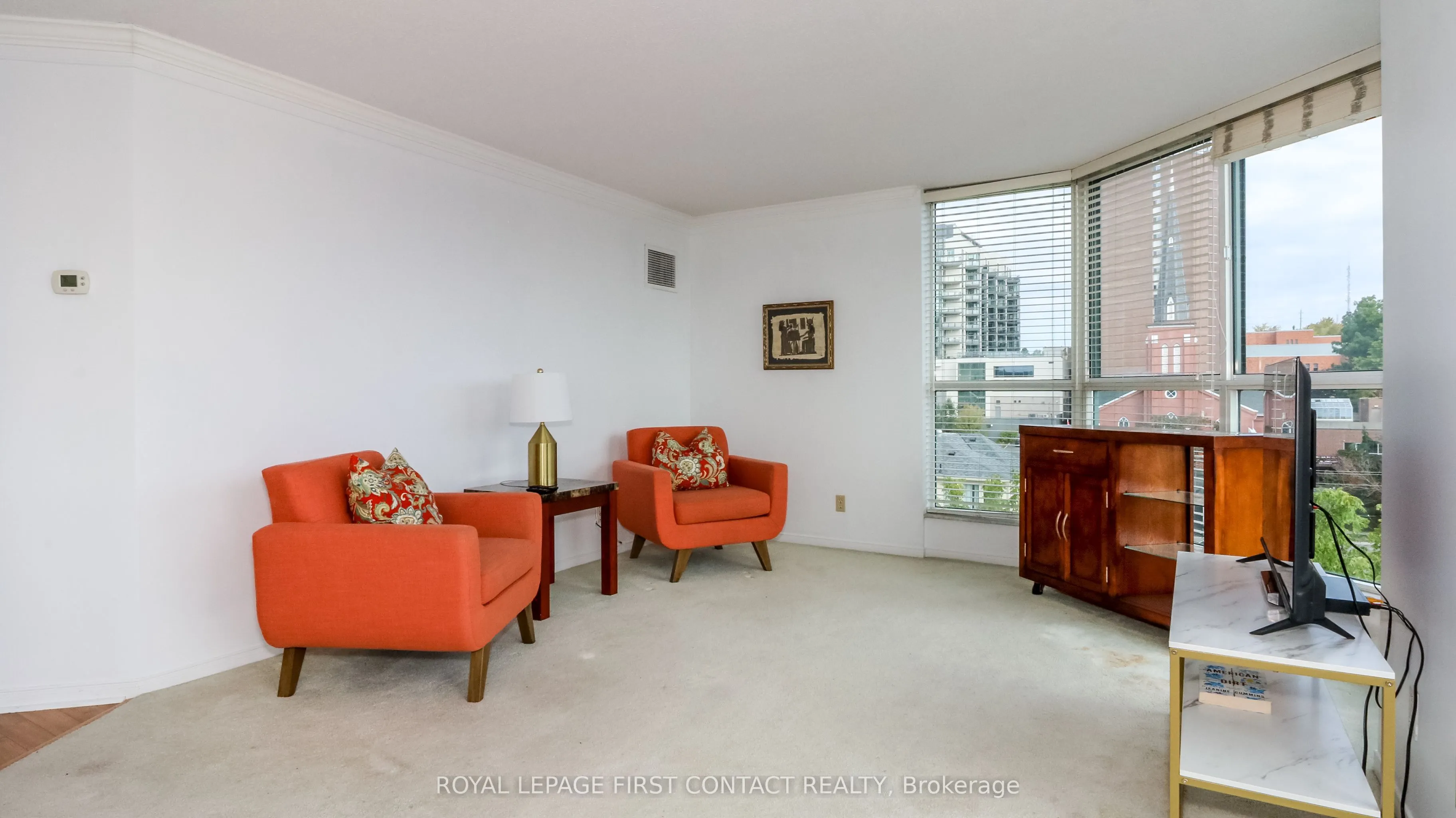 150 Dunlop Street E, #811
