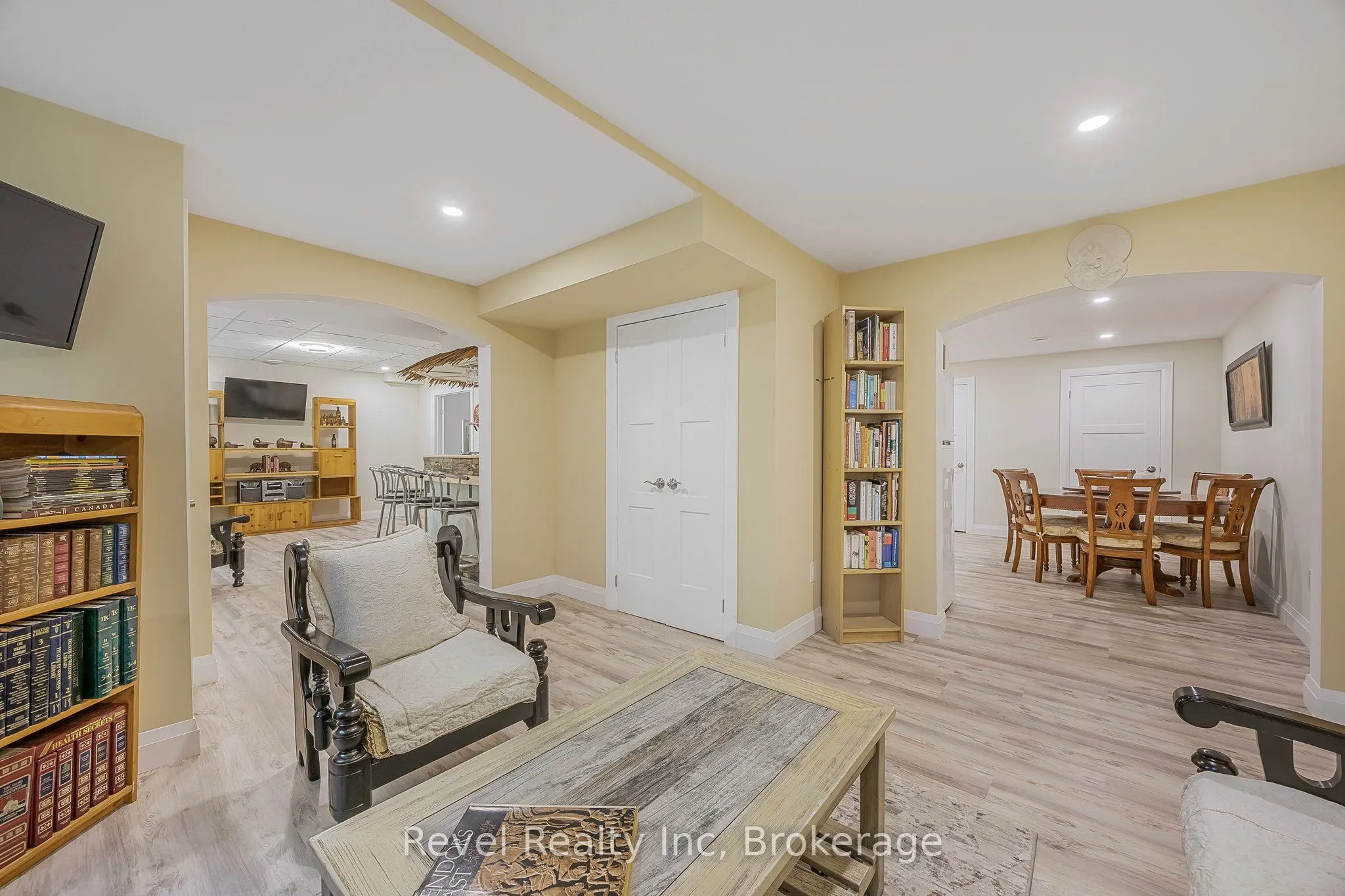 10 MUSQUAKE Court