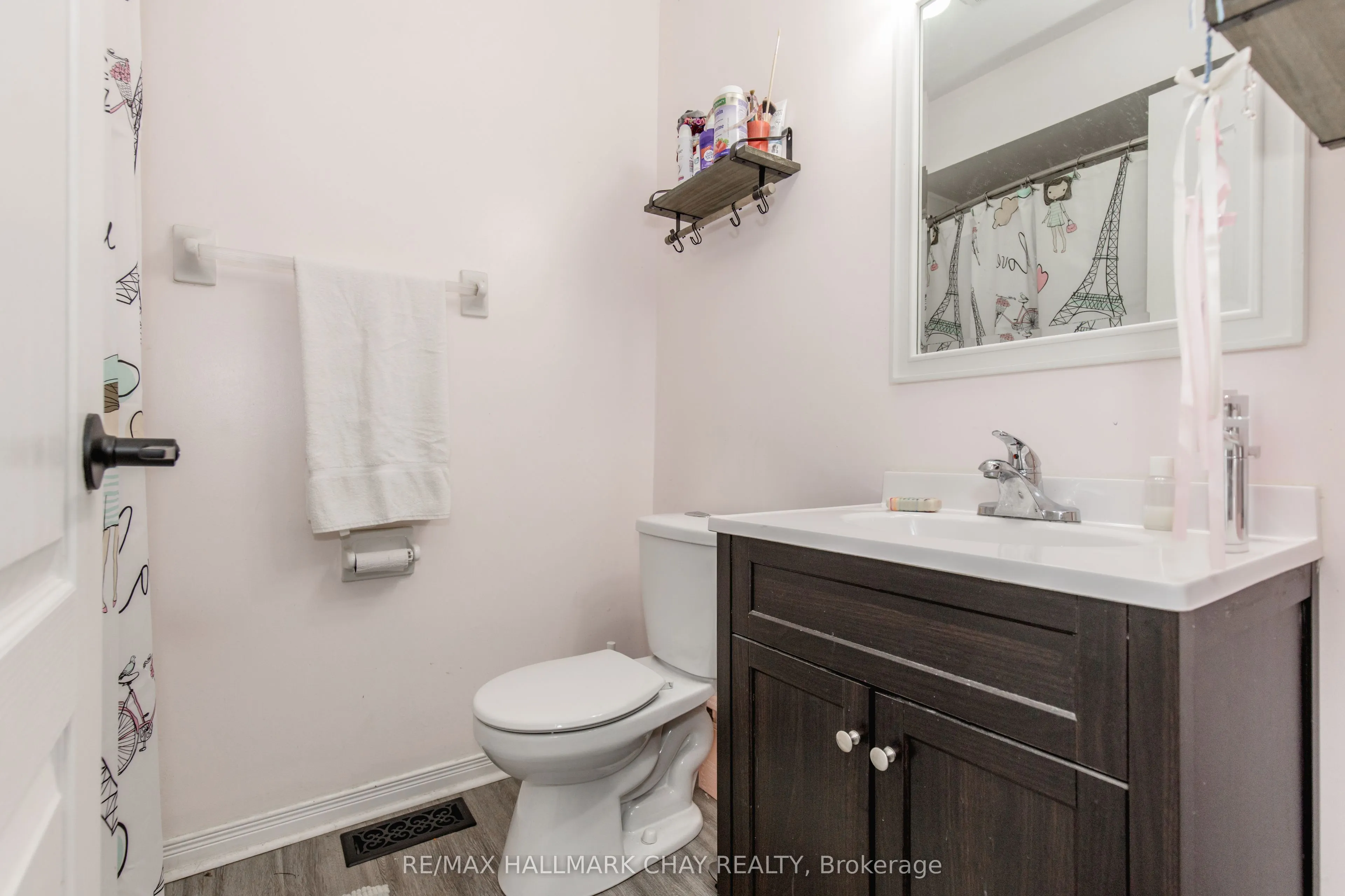 248 Ferndale Drive S