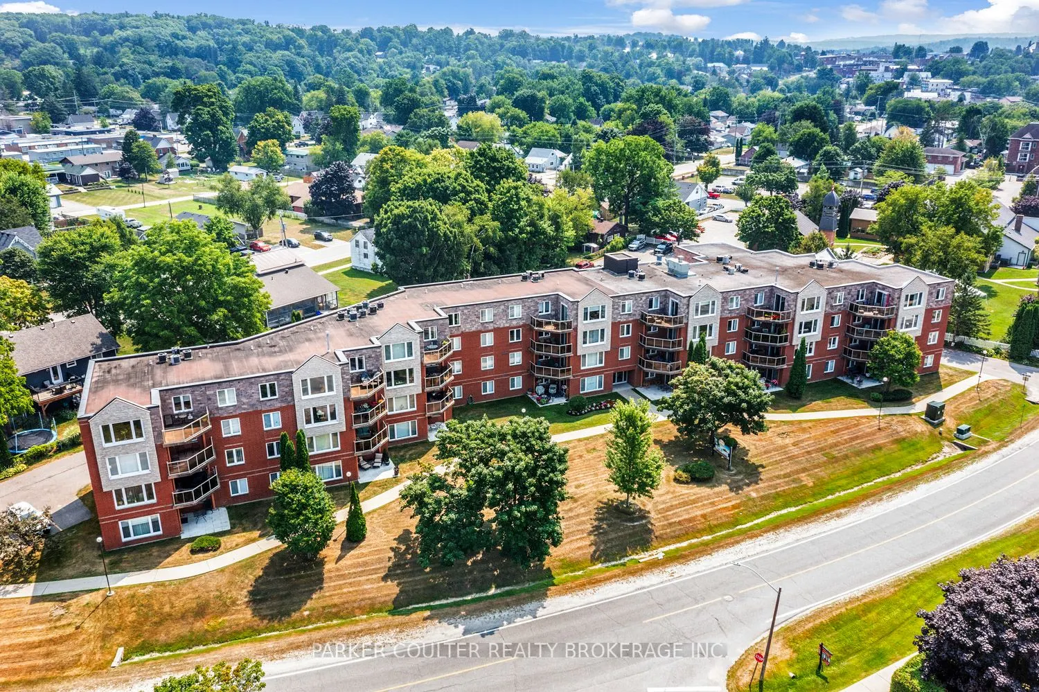 11 Beck Boulevard, #103