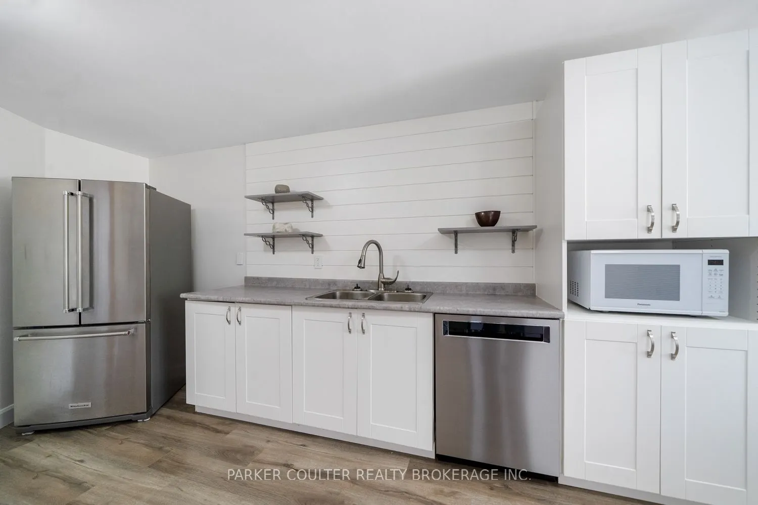 11 Beck Boulevard, #103