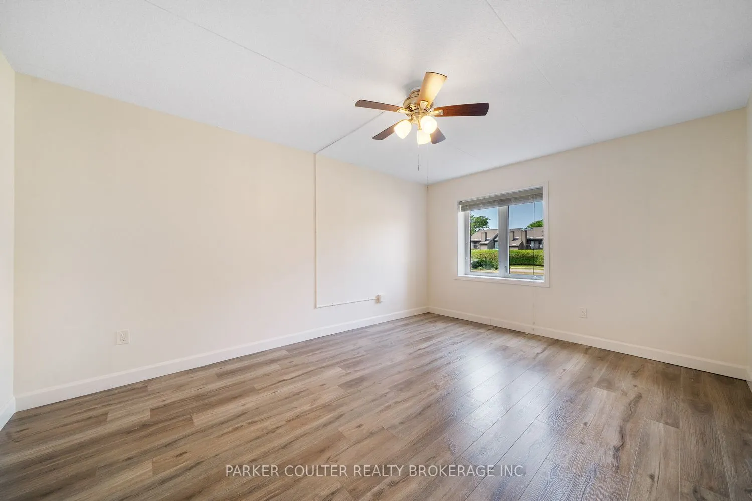 11 Beck Boulevard, #103