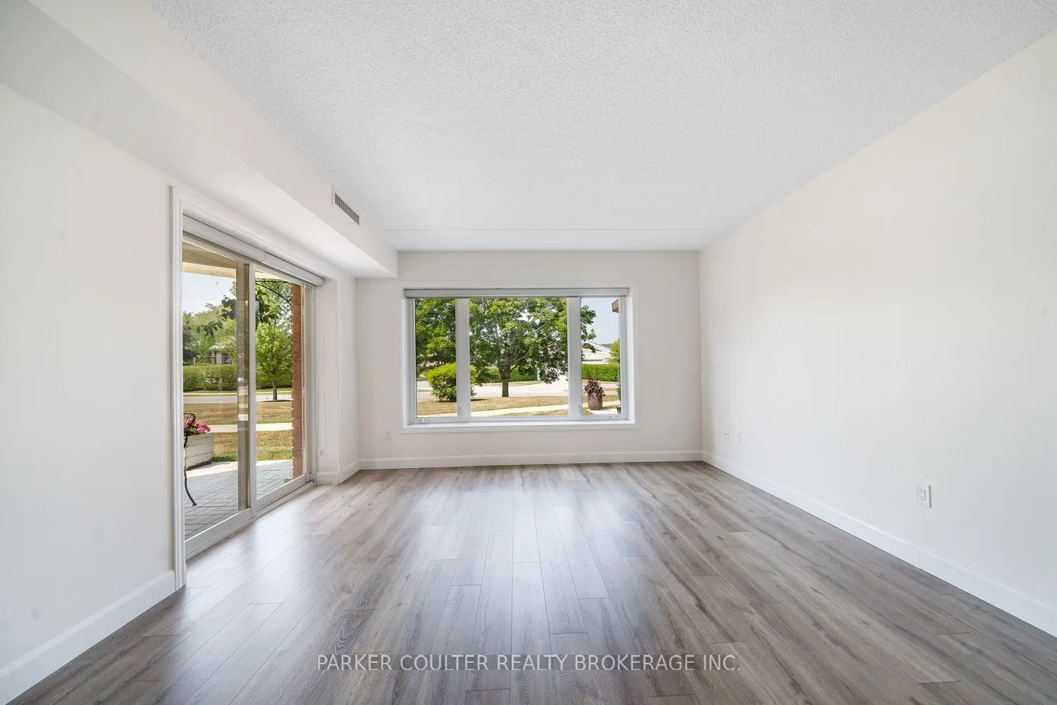 11 Beck Boulevard, #103