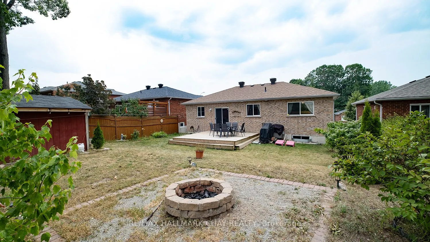 139 WAWINET Street