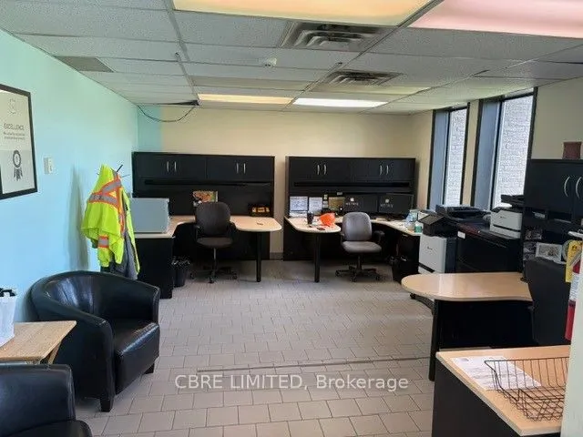 455 & 475 Cranston Crescent
