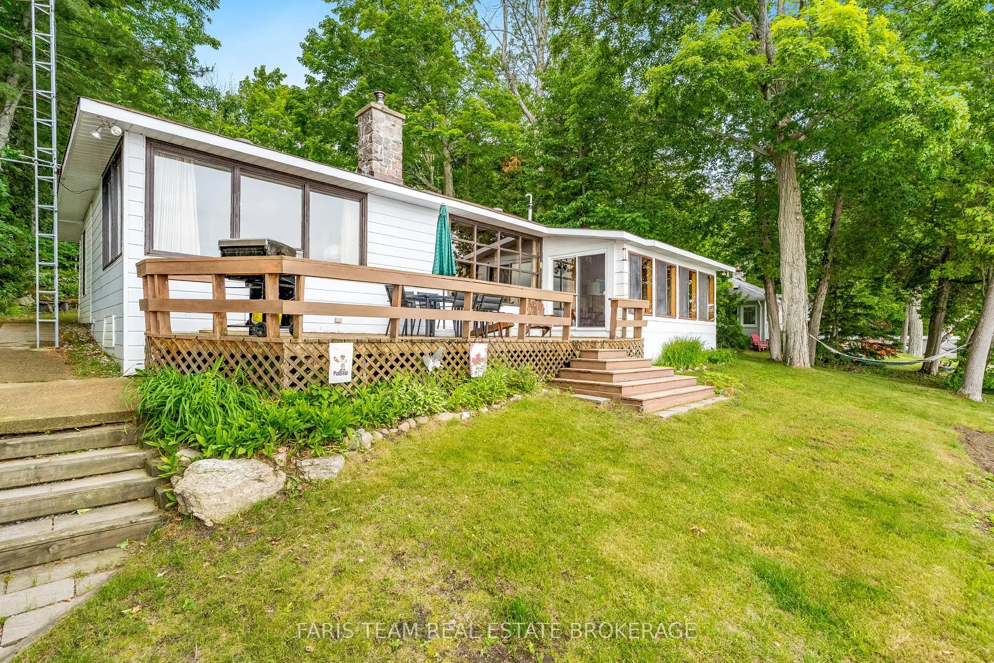 1697 Champlain Road