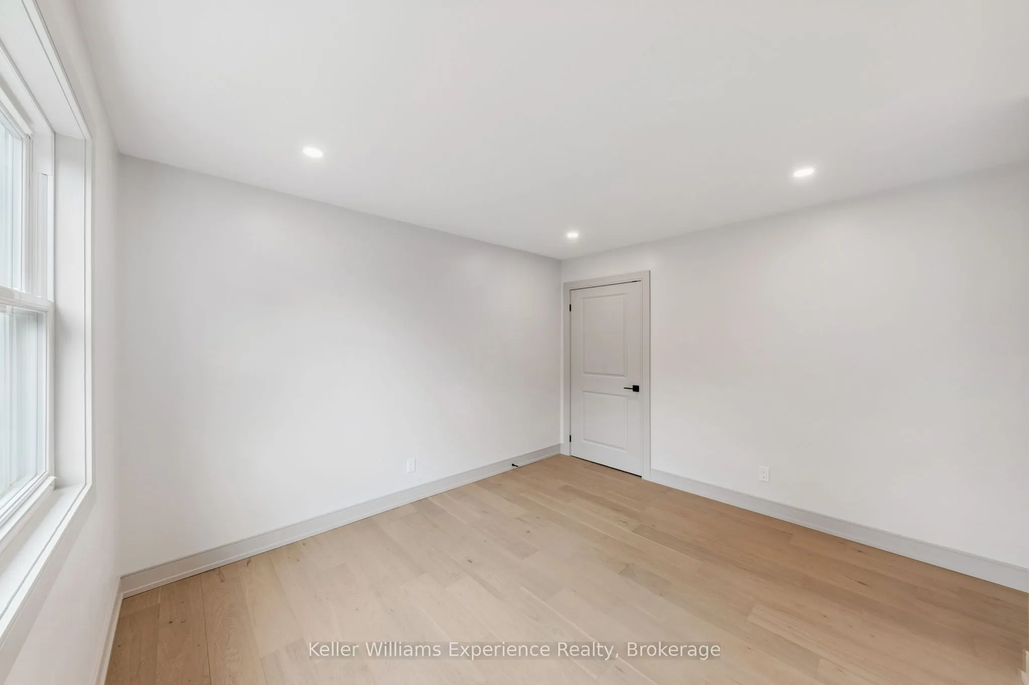 14 Mariposa Drive