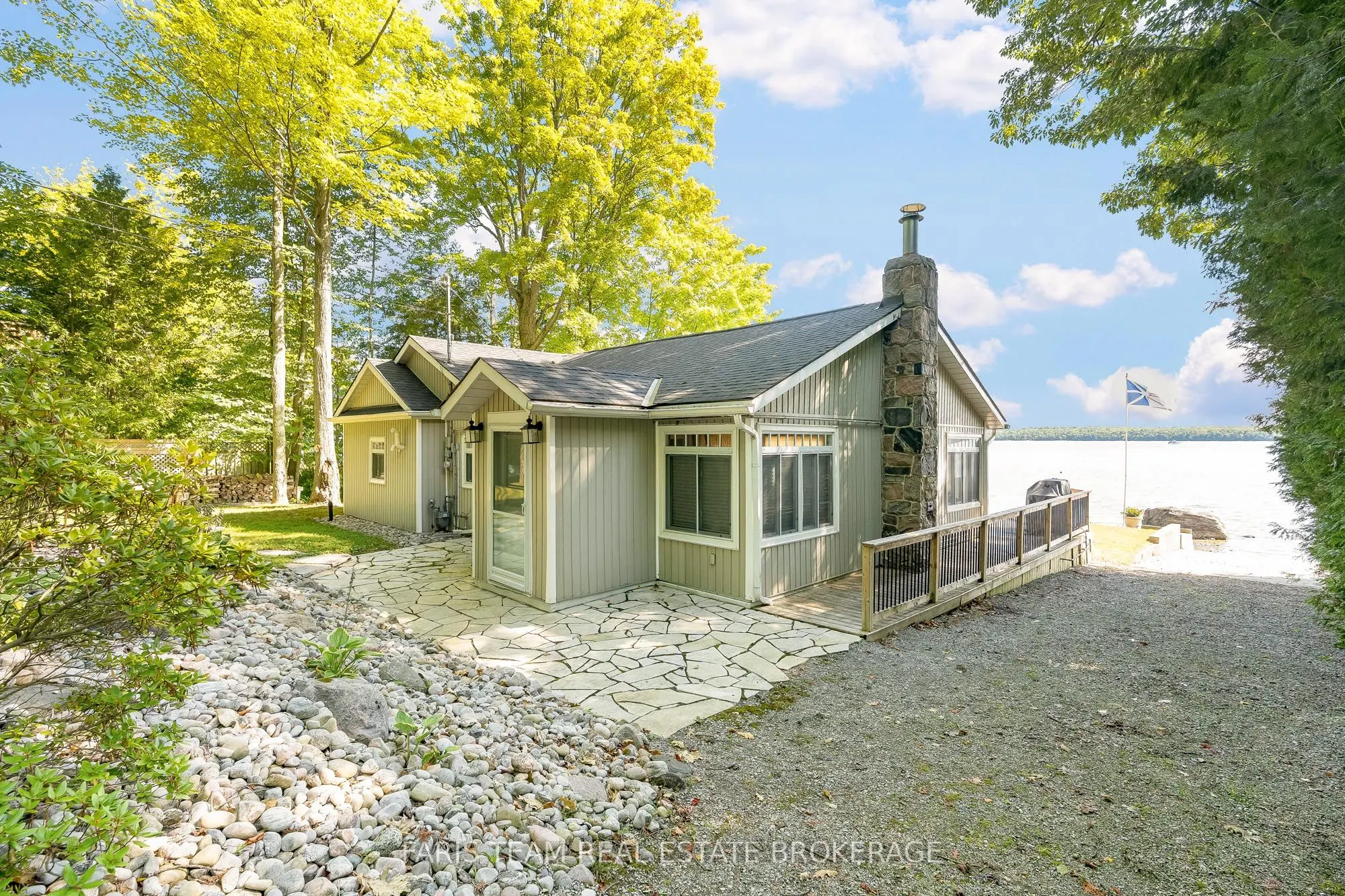 1449 Champlain Road