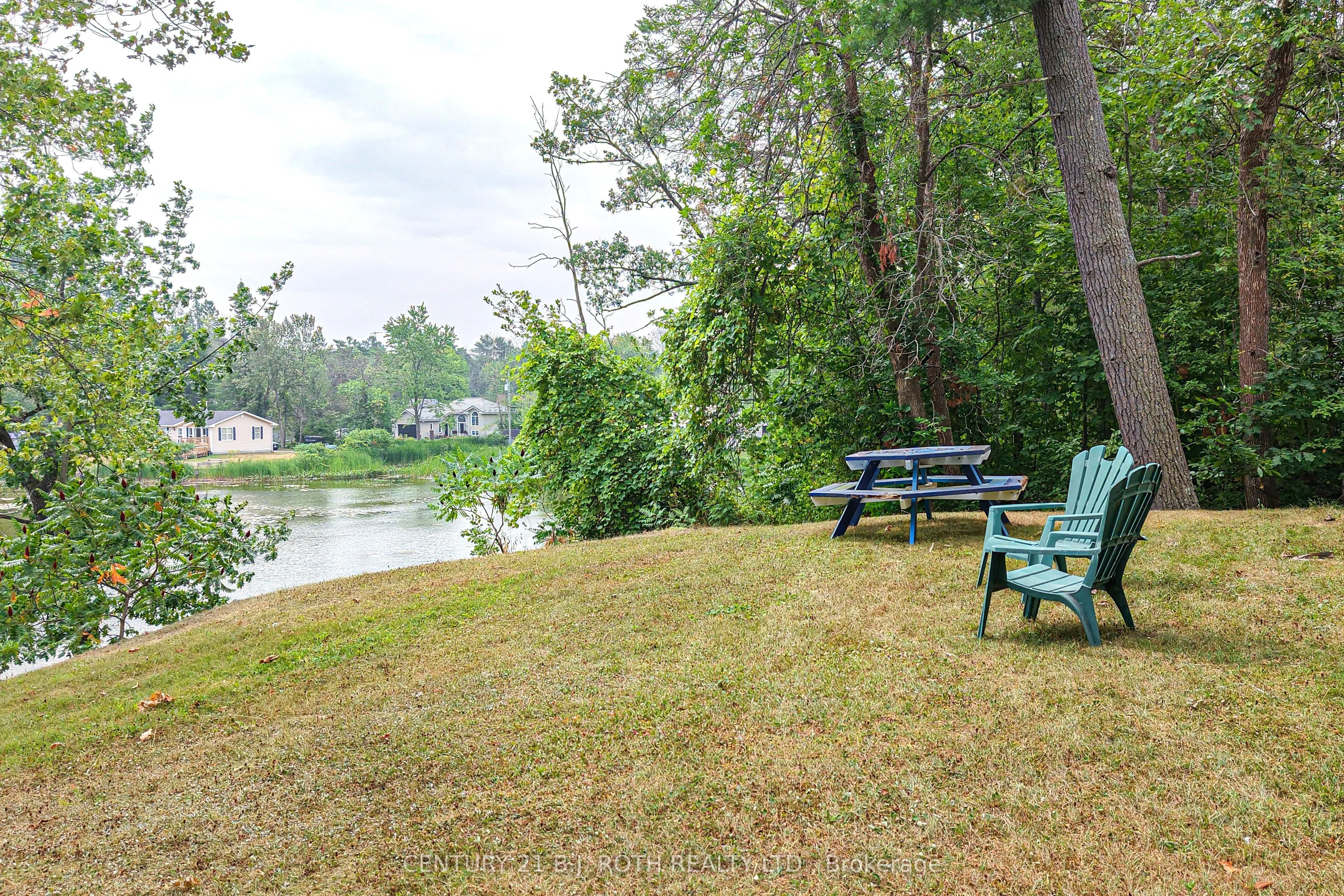 3297 Muskoka Street