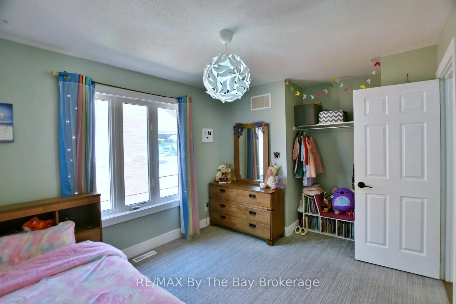 424 Ramblewood Drive