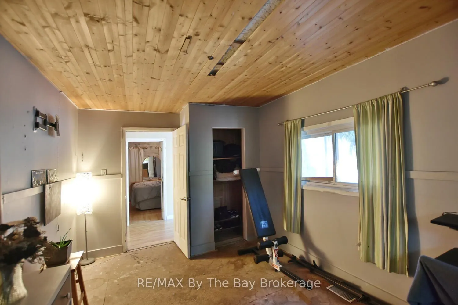 103 Sunnidale Road S