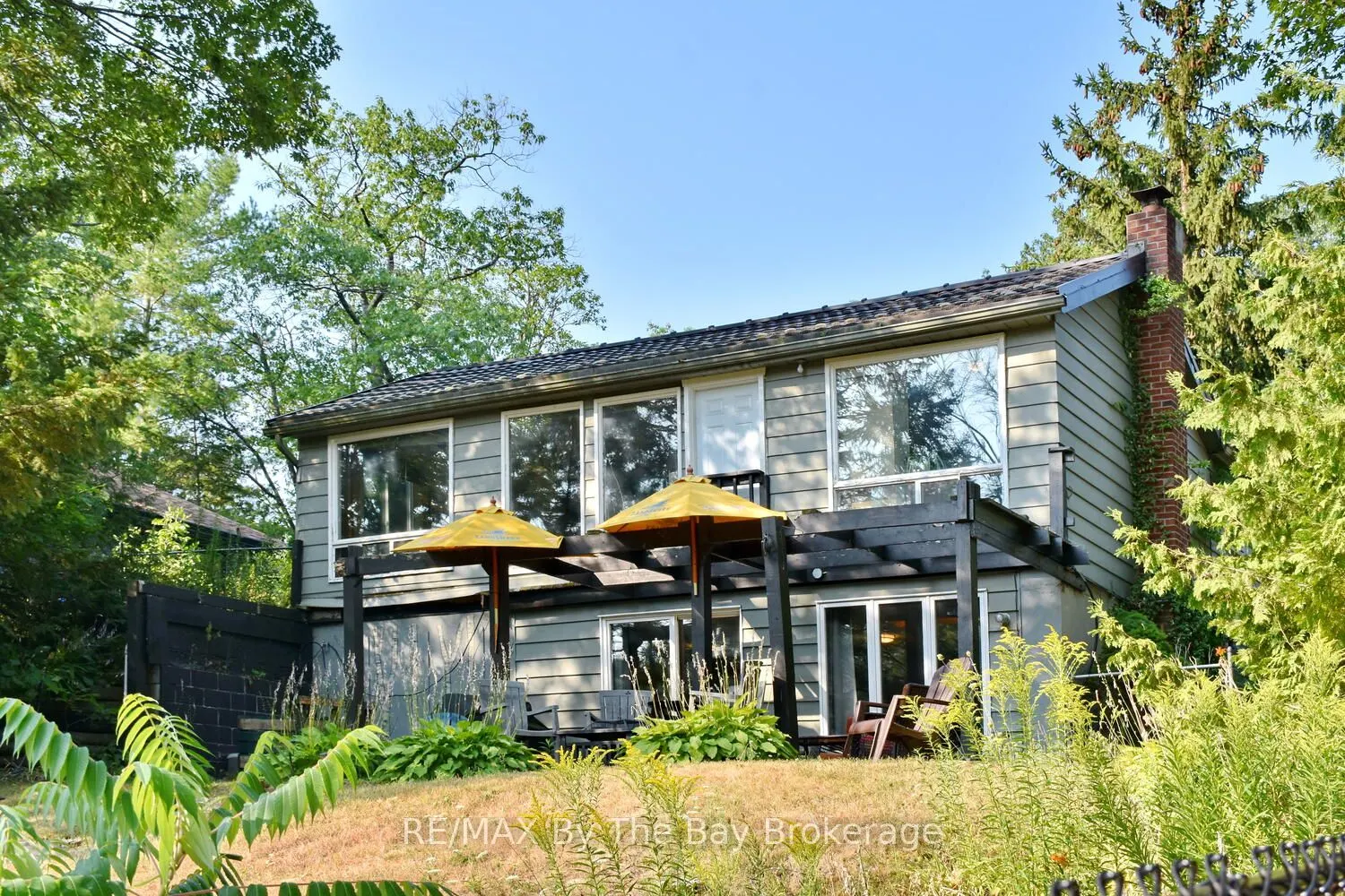 103 Sunnidale Road S