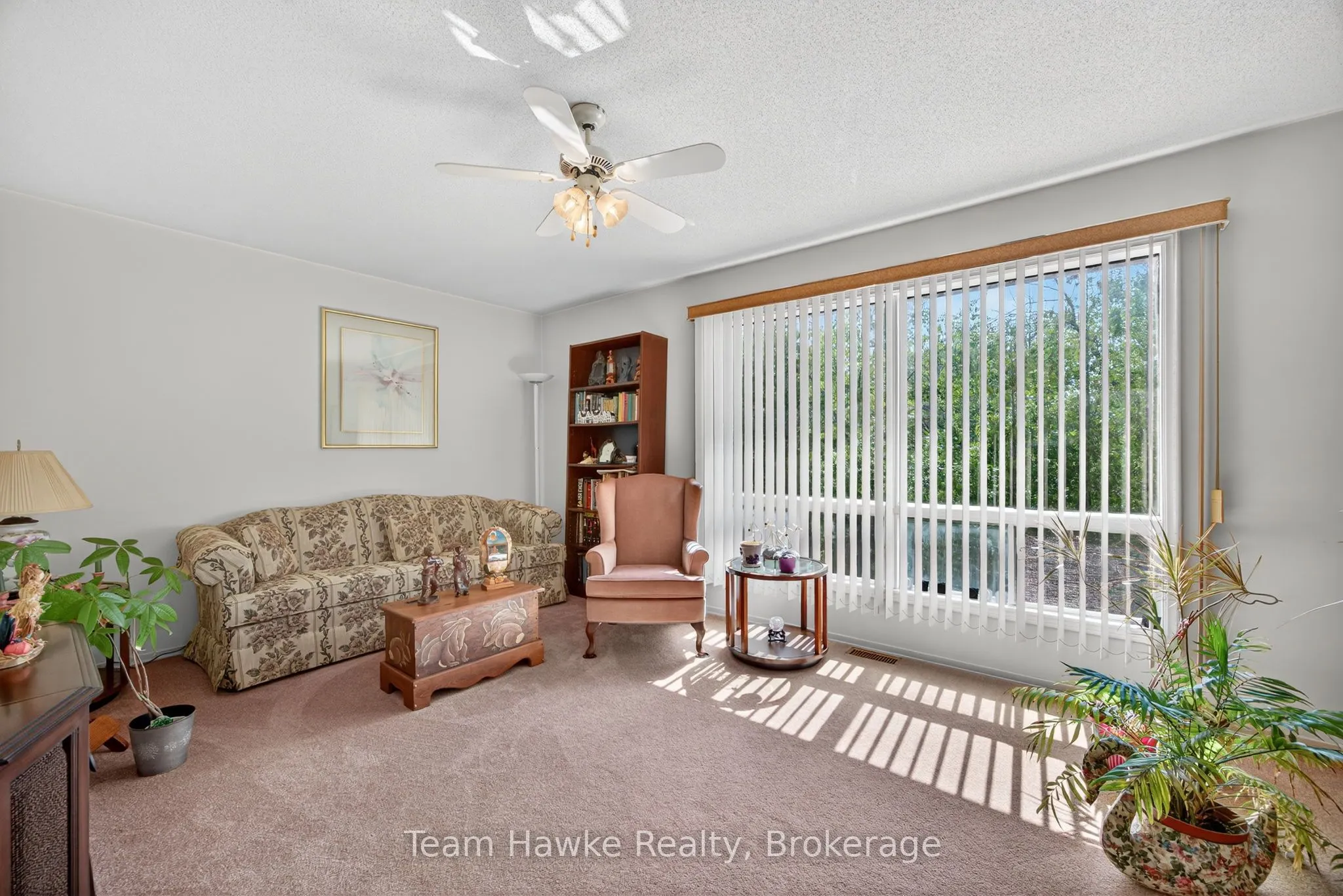 203 Woodlands Avenue