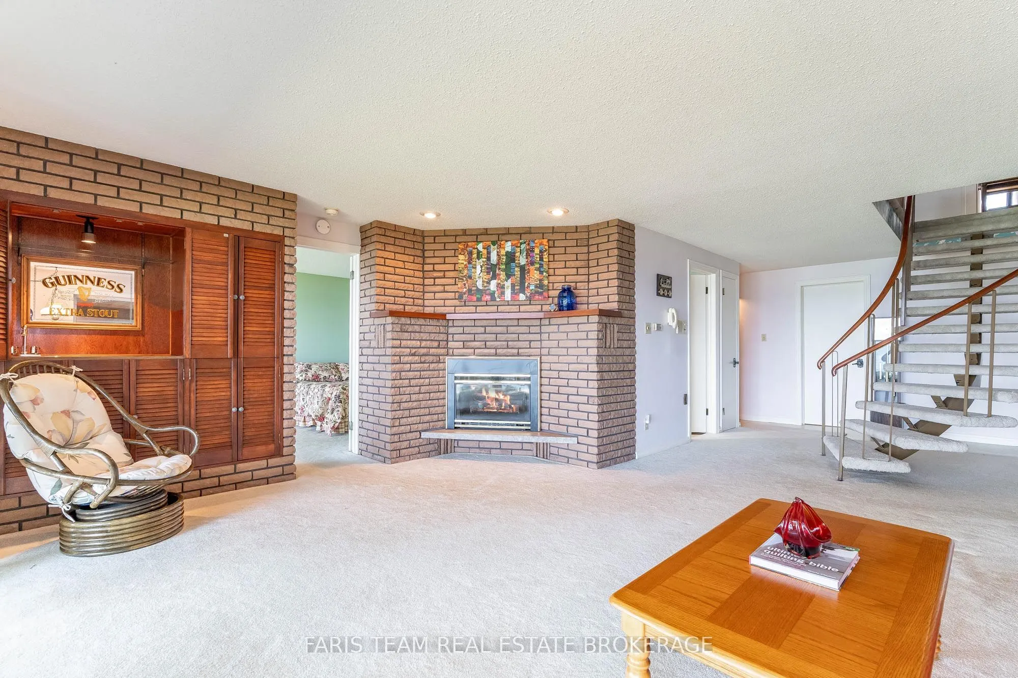 1 Southwood Circle