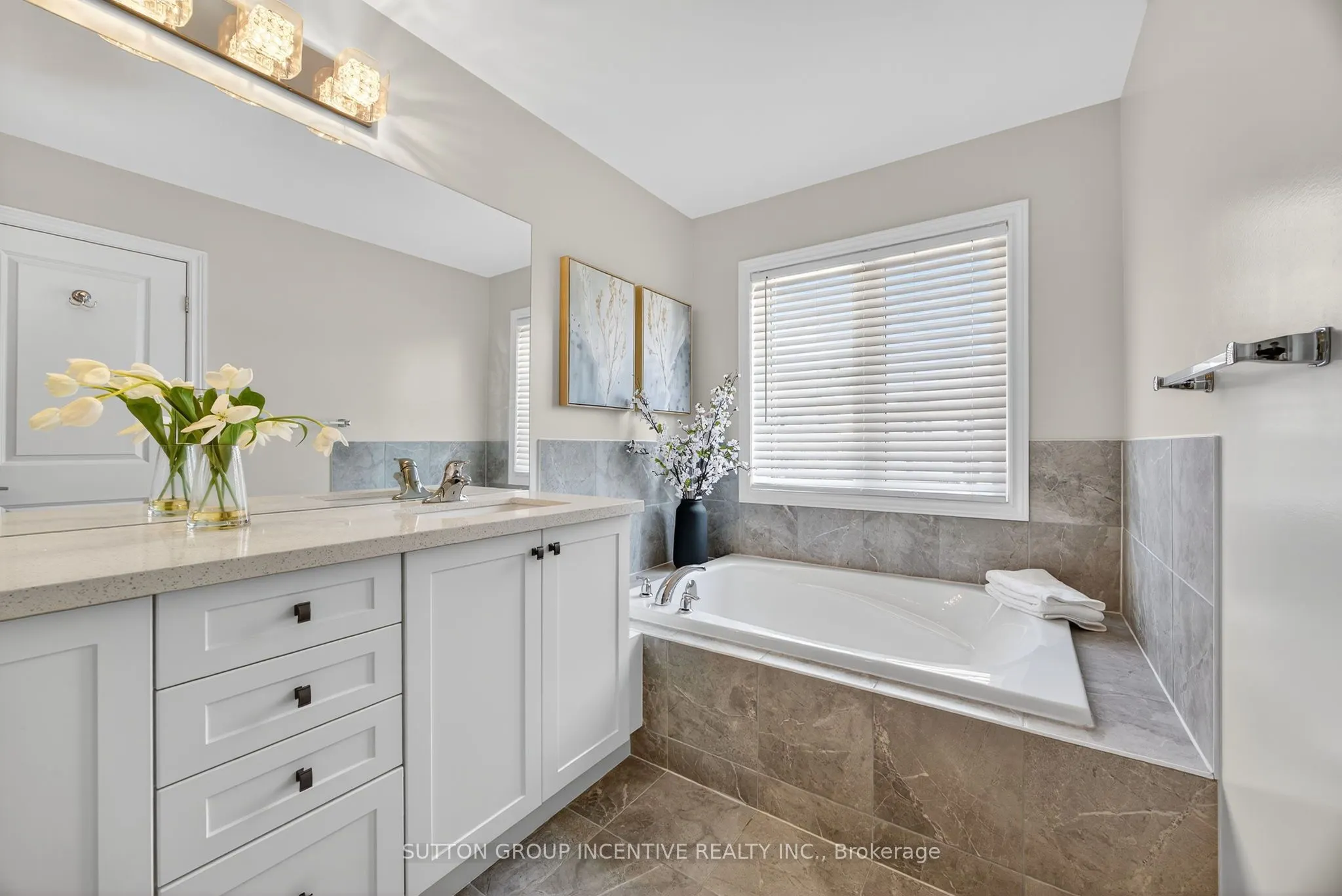 17 Churchlea Mews