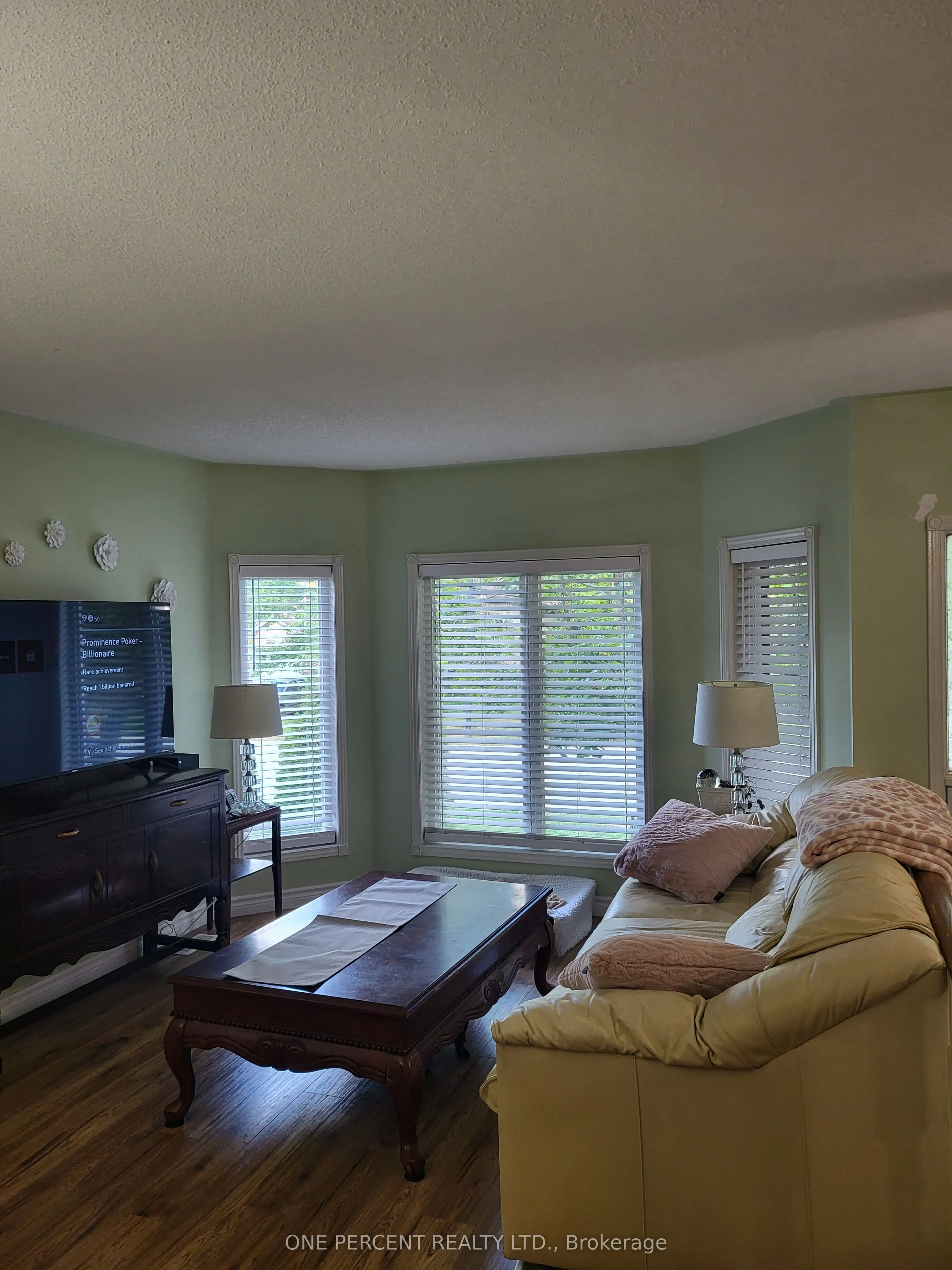 22 BRILLINGER Drive