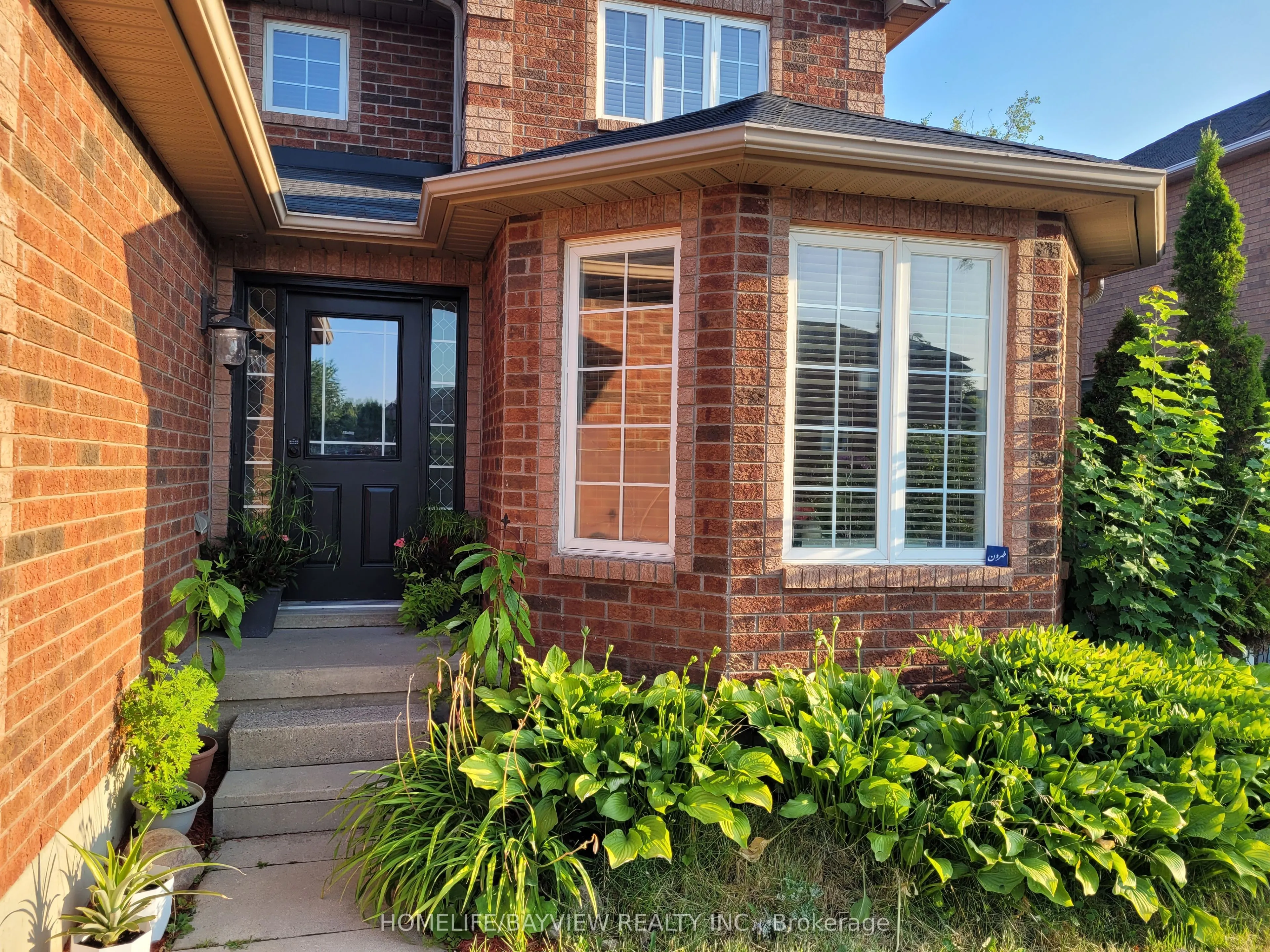 44 THICKETWOOD Avenue