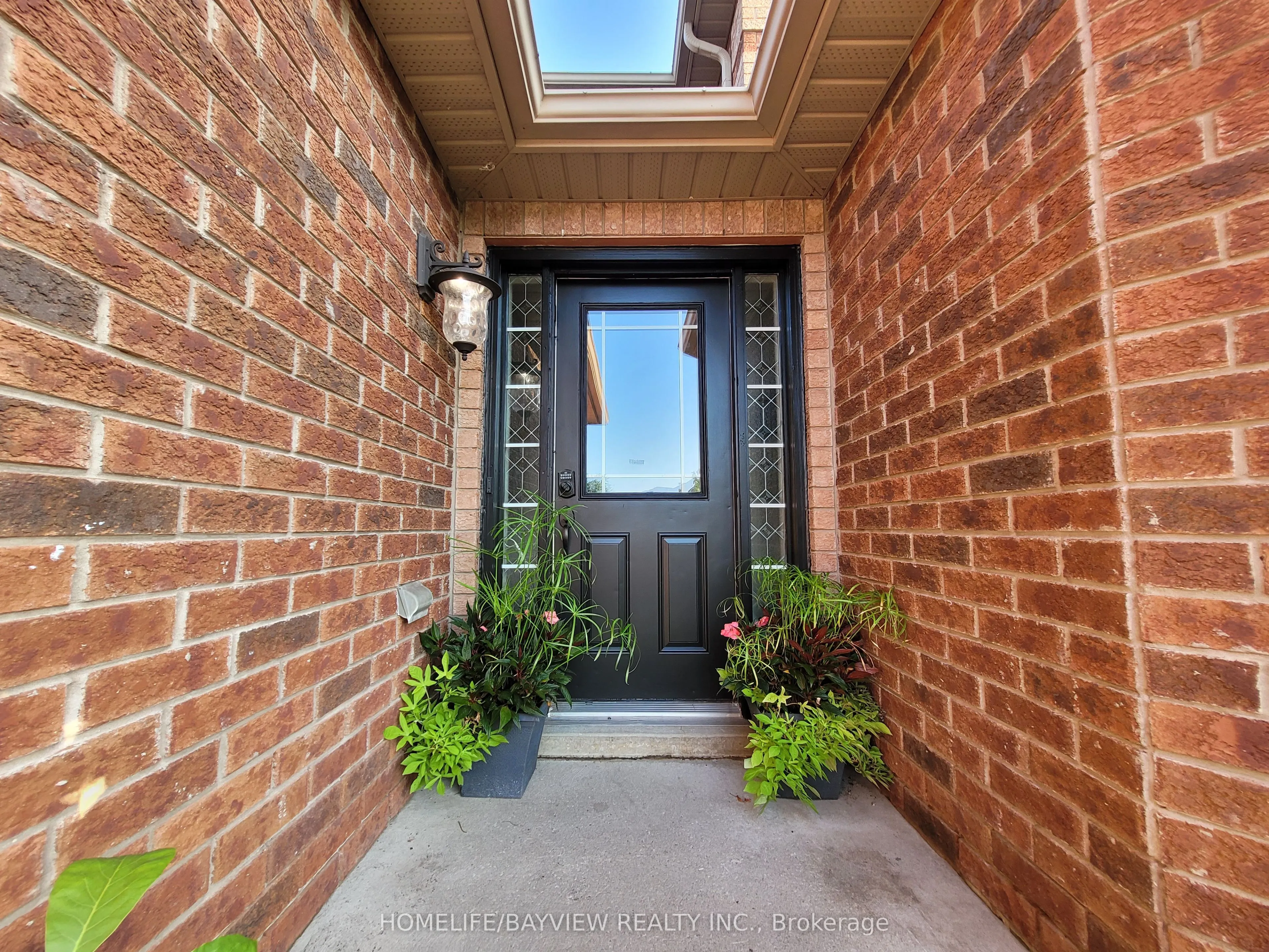 44 THICKETWOOD Avenue
