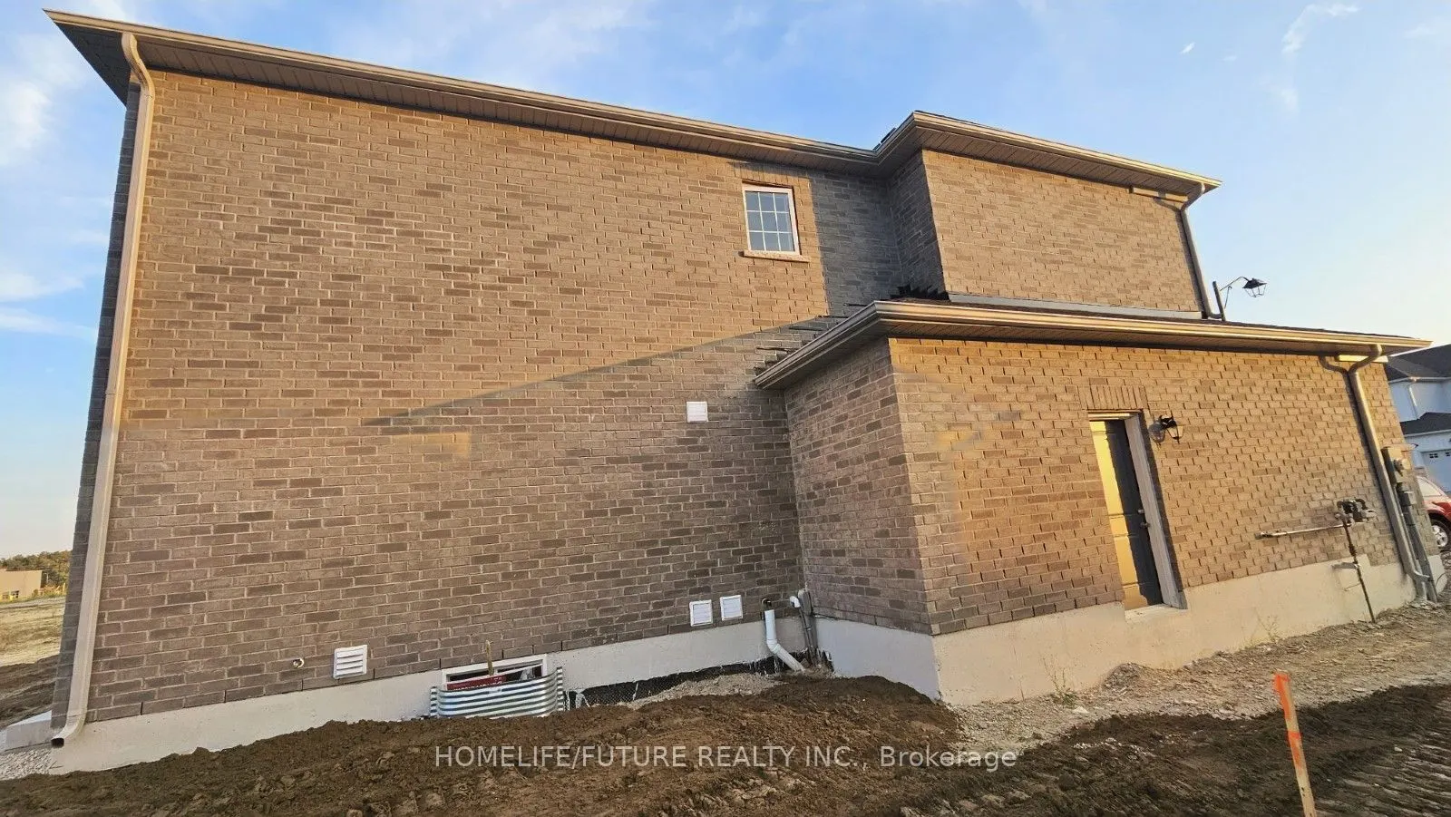 276 Springfield Crescent