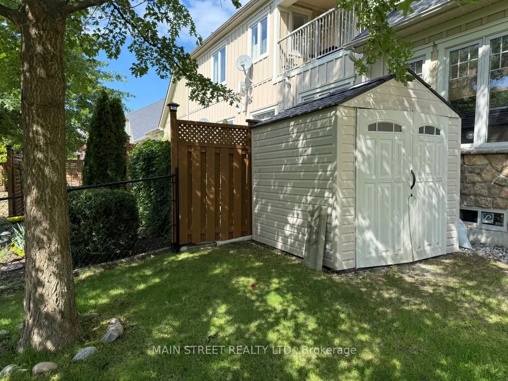 36 Savannah Crescent