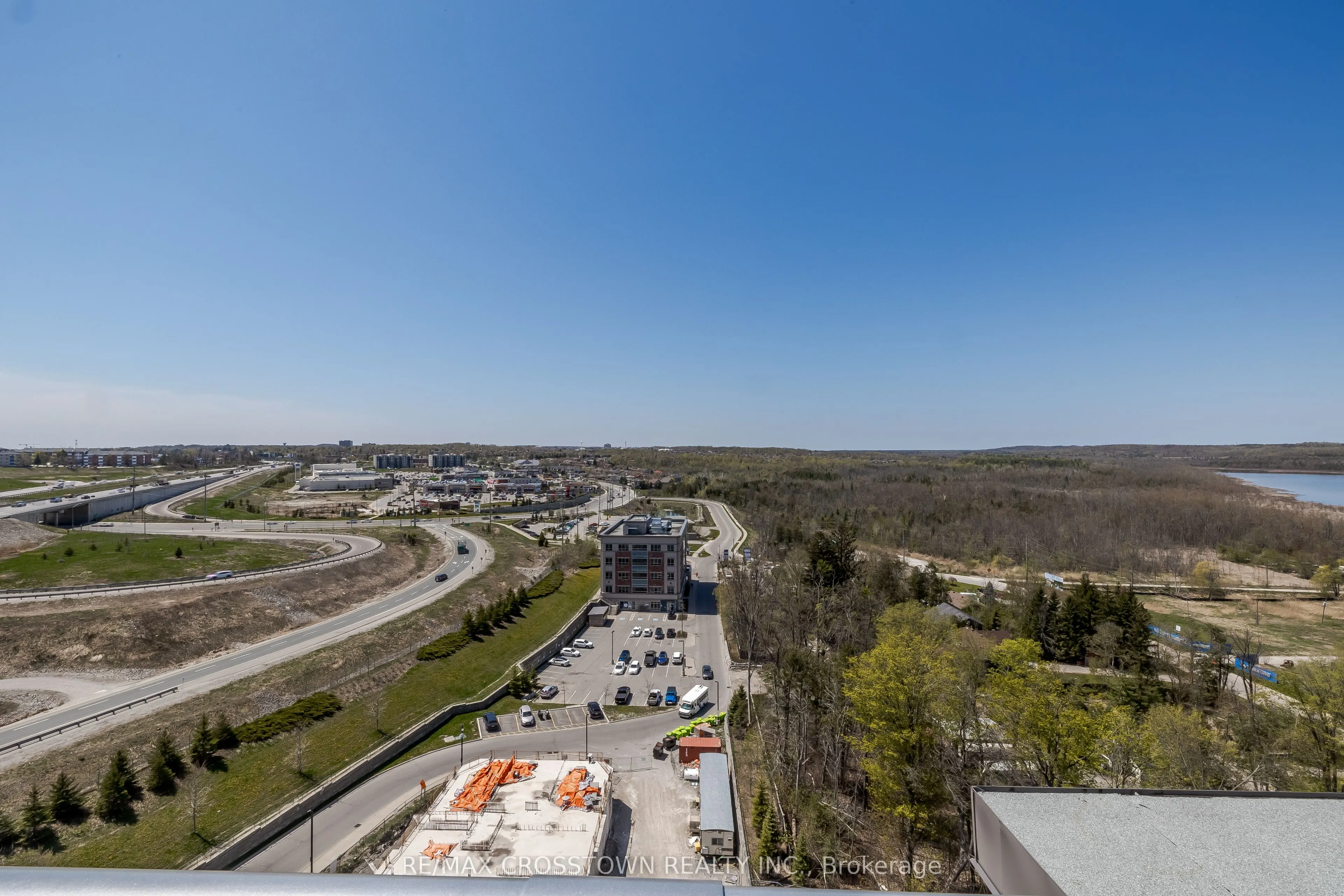 56 Lakeside Terrace, #908