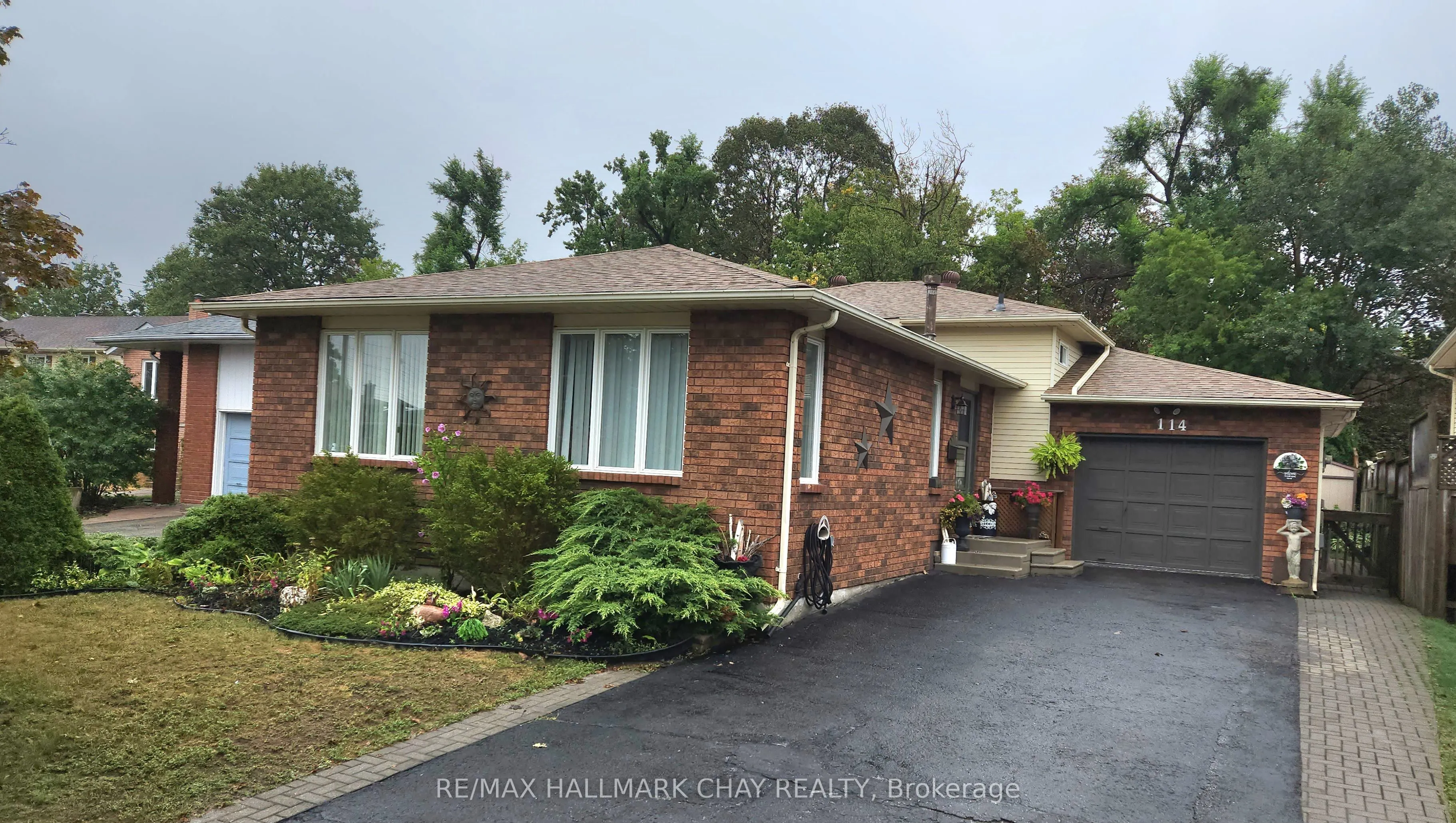 114 Chieftain Crescent