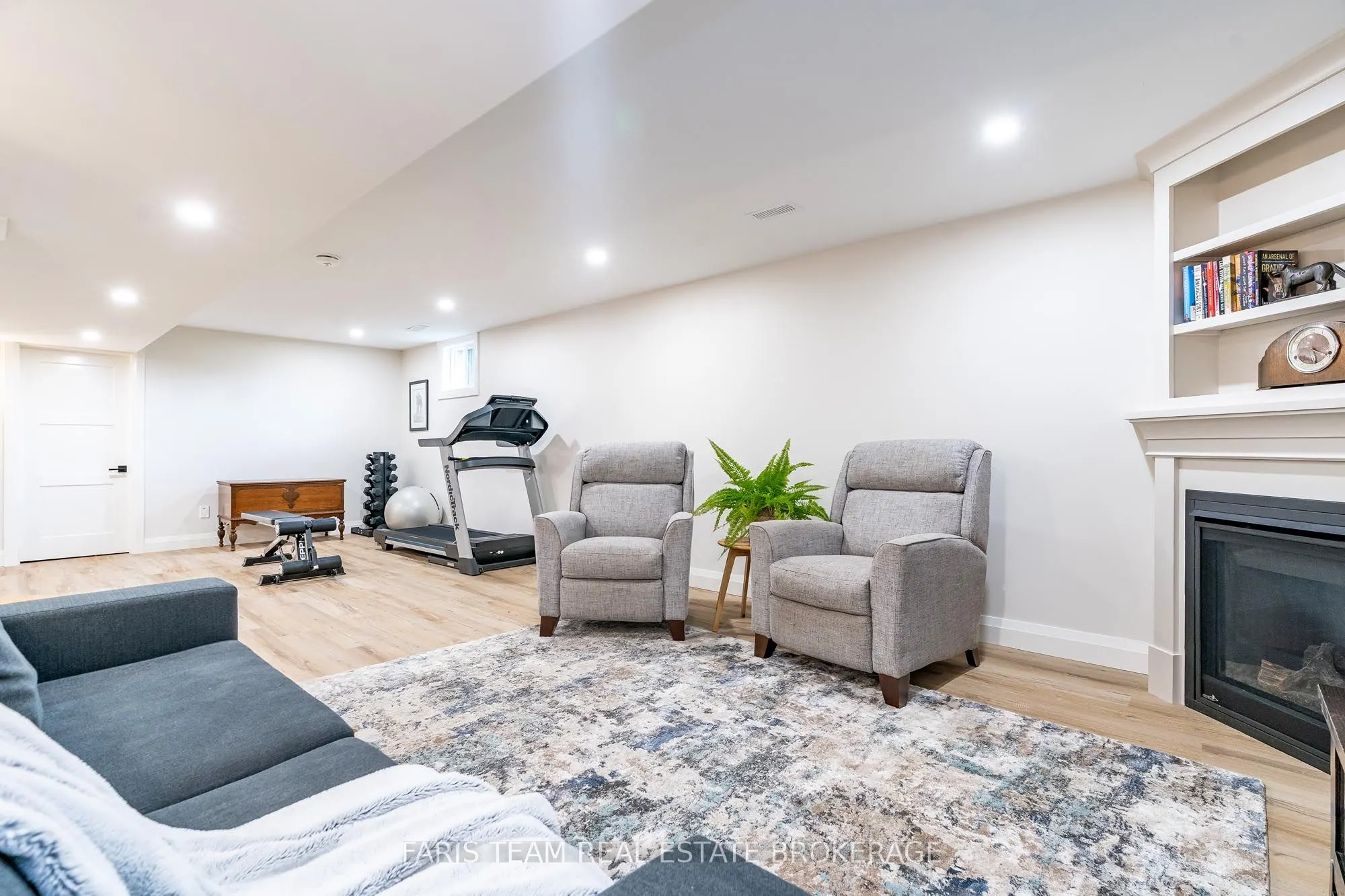 46 Elvyn Crescent
