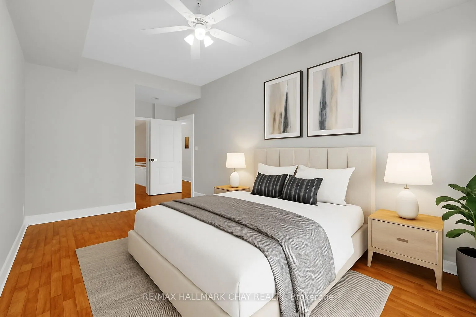 2 TORONTO Street, #307