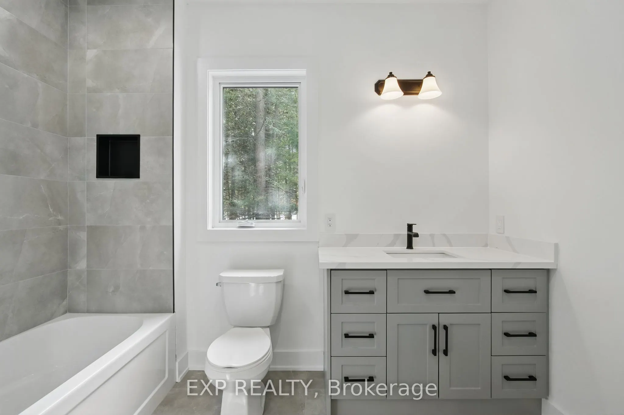 48 Iroquois Crescent