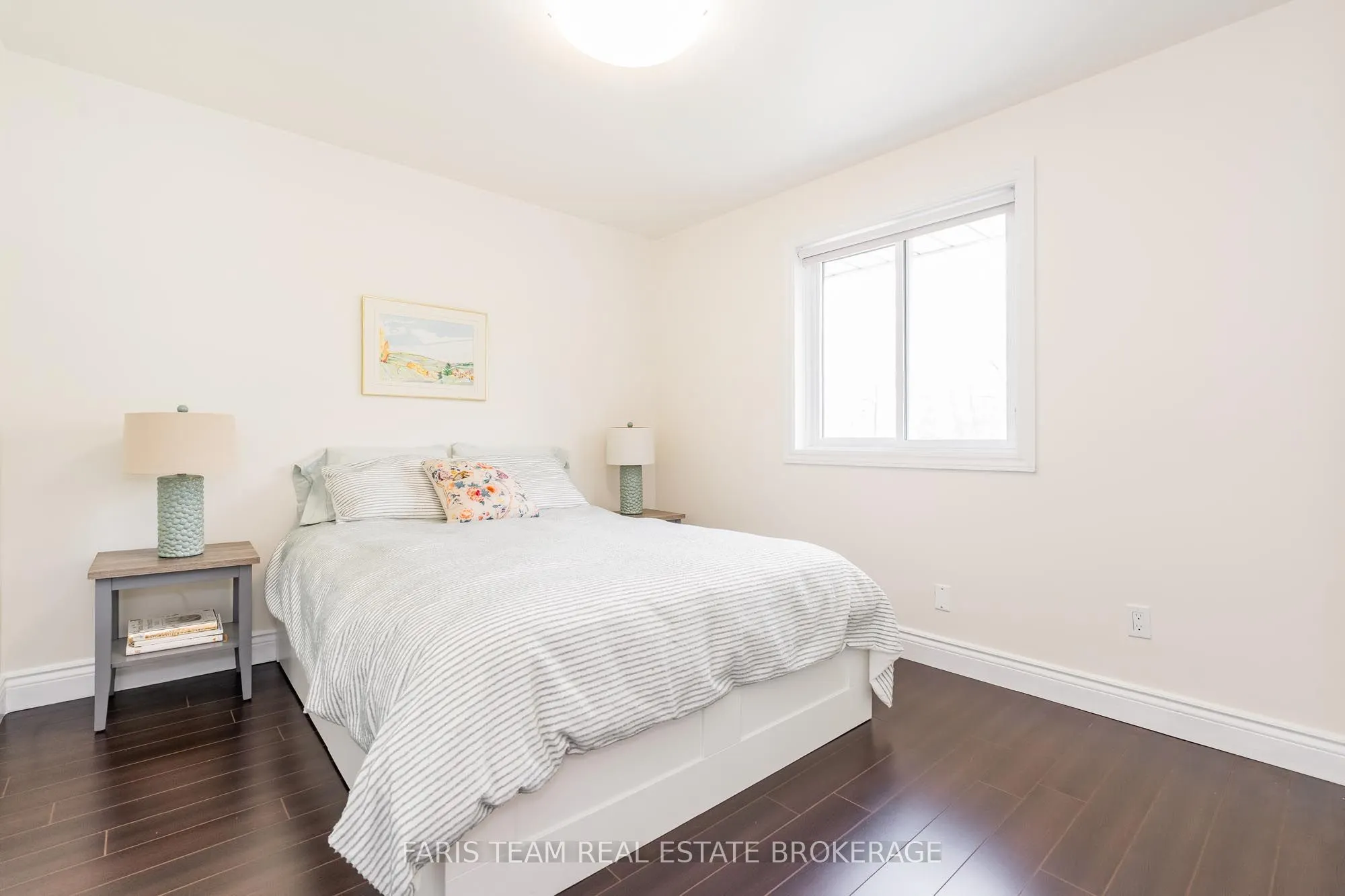 7 Bailey Crescent