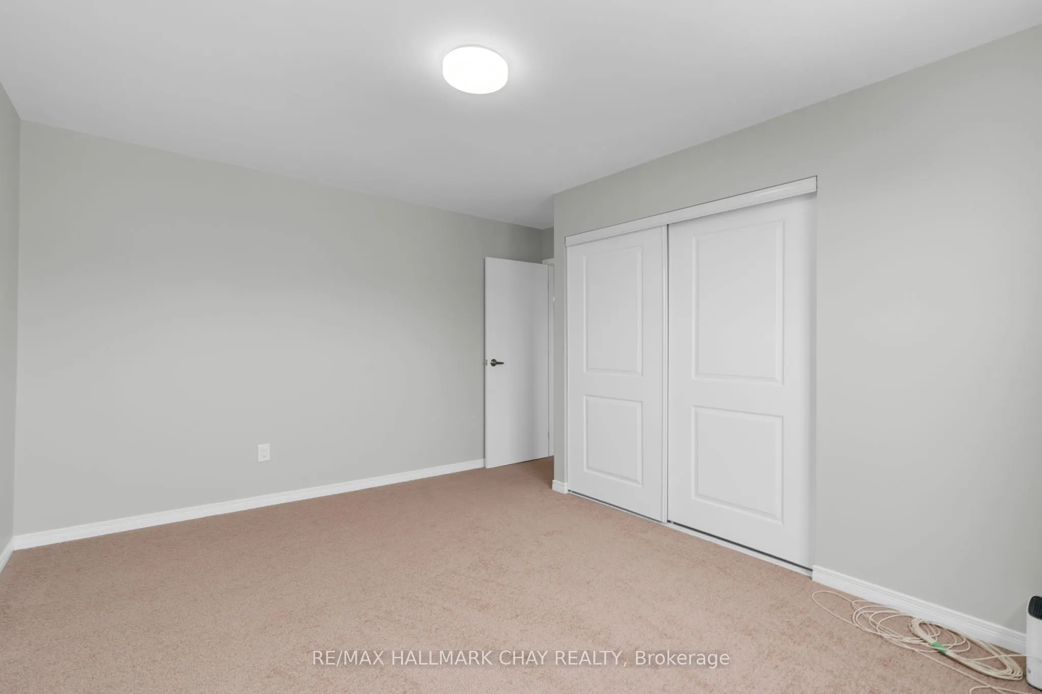 38 Lankin Boulevard