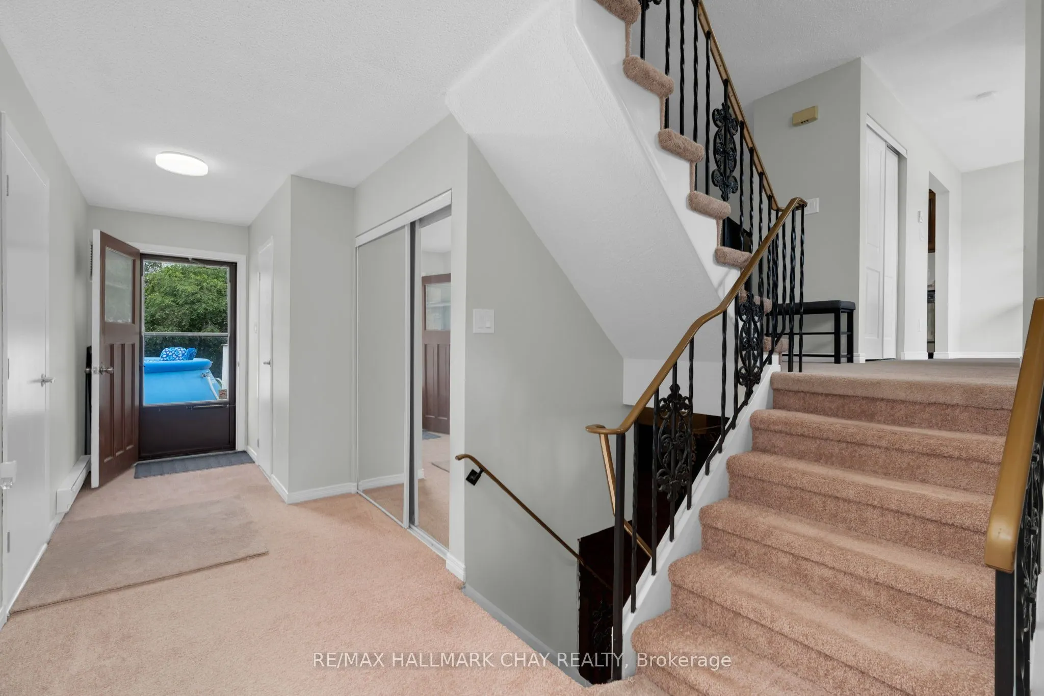 38 Lankin Boulevard