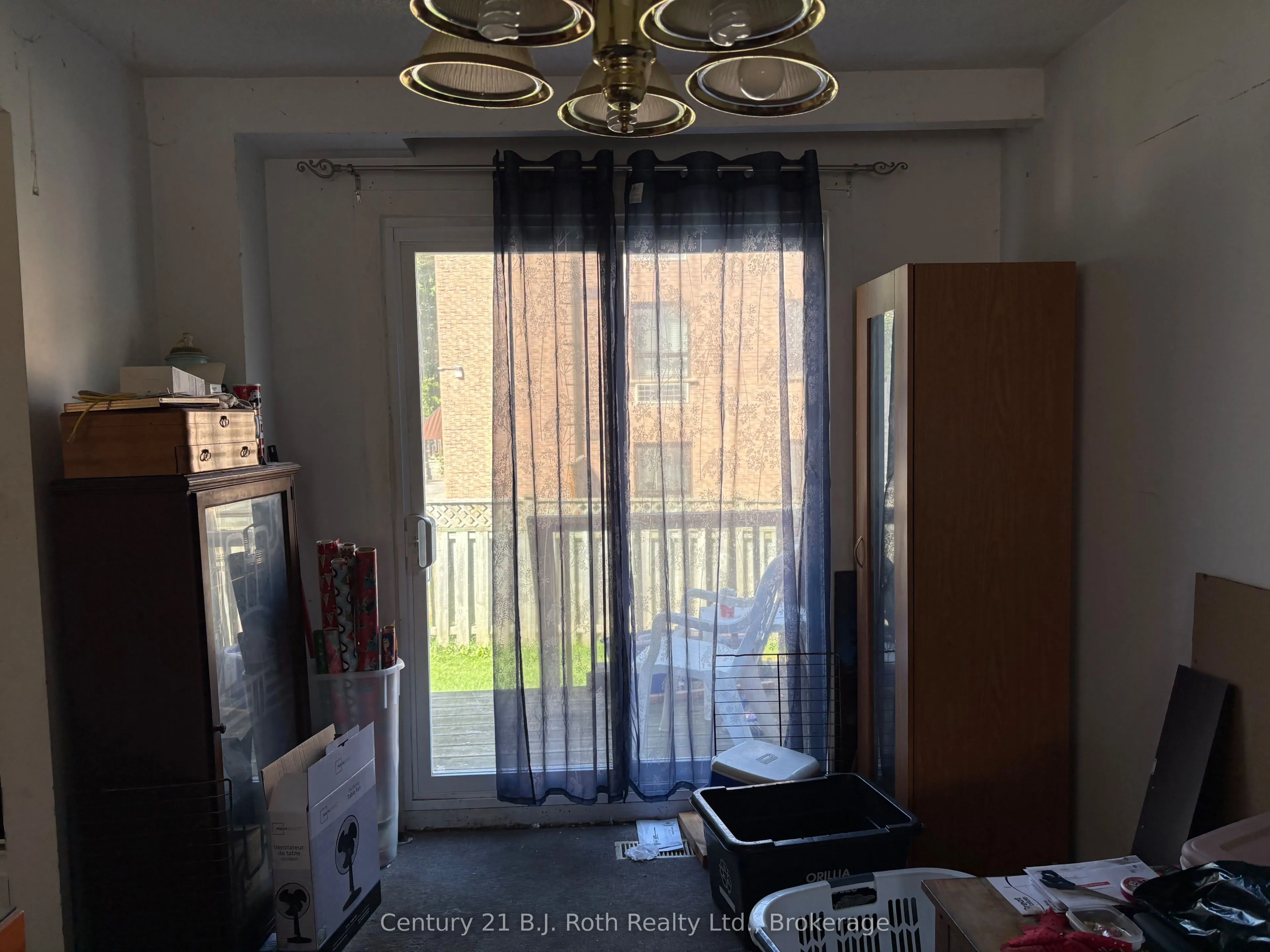 1095 Mississaga Street W, #107