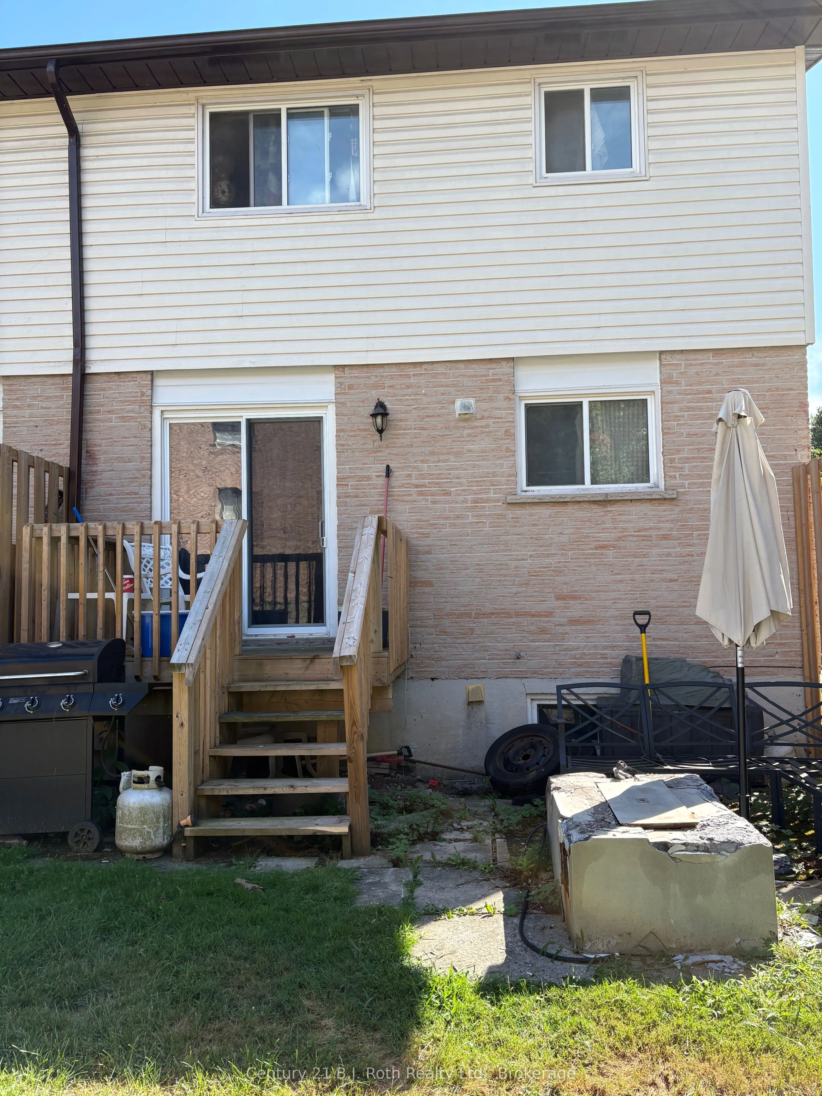 1095 Mississaga Street W, #107
