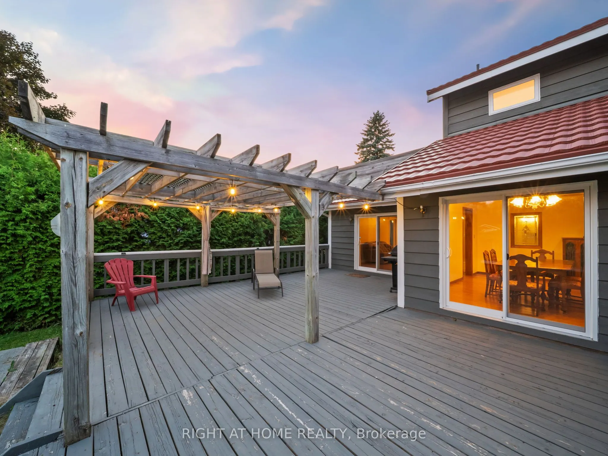 1415 Cunningham Crescent