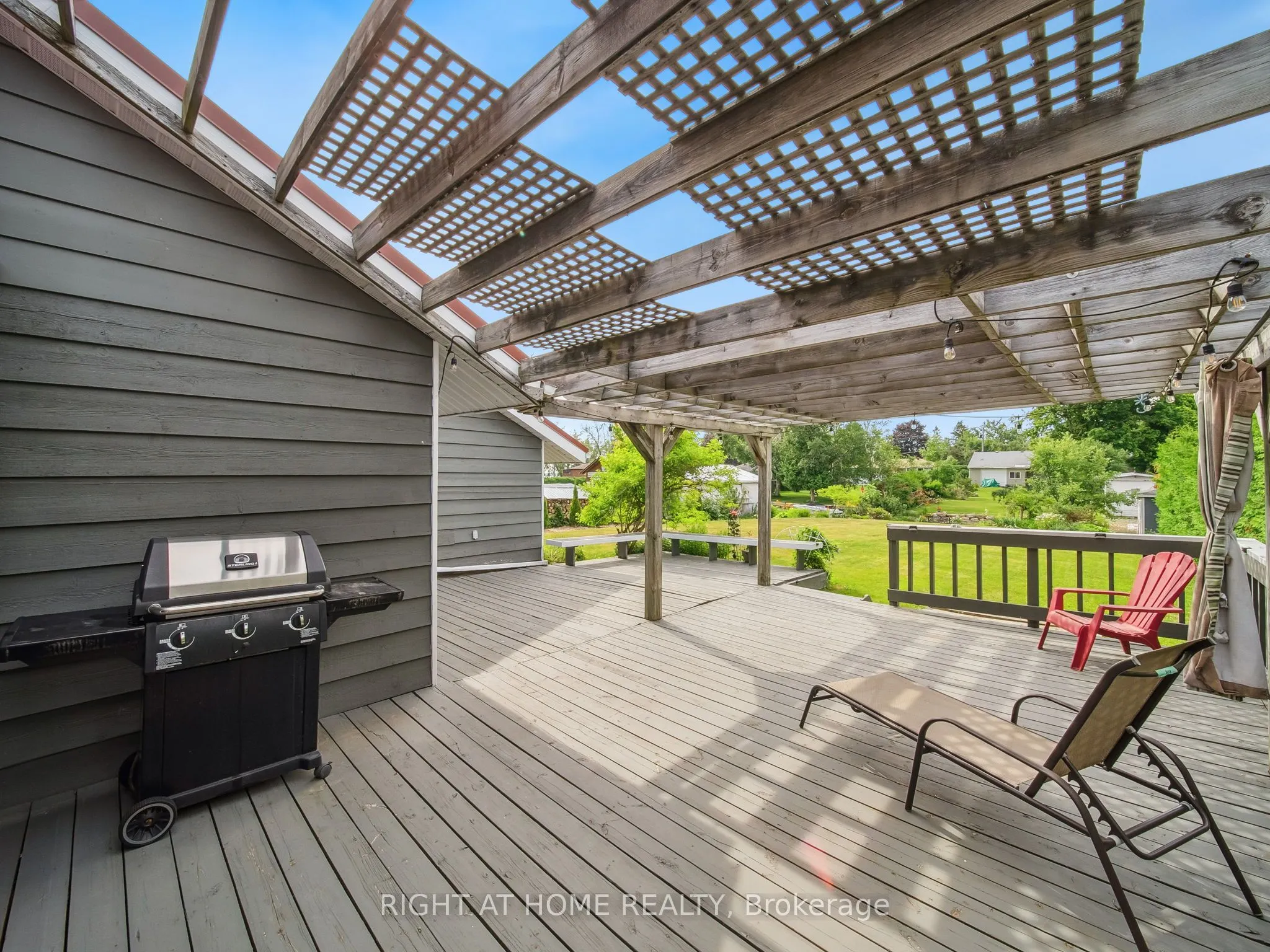 1415 Cunningham Crescent