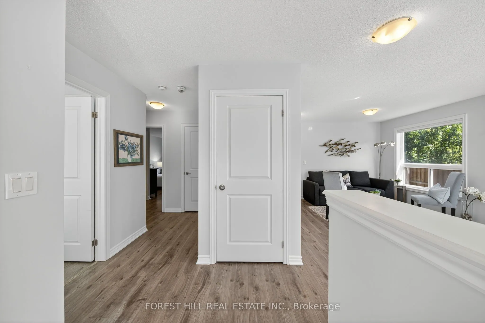 70 Robert Street S