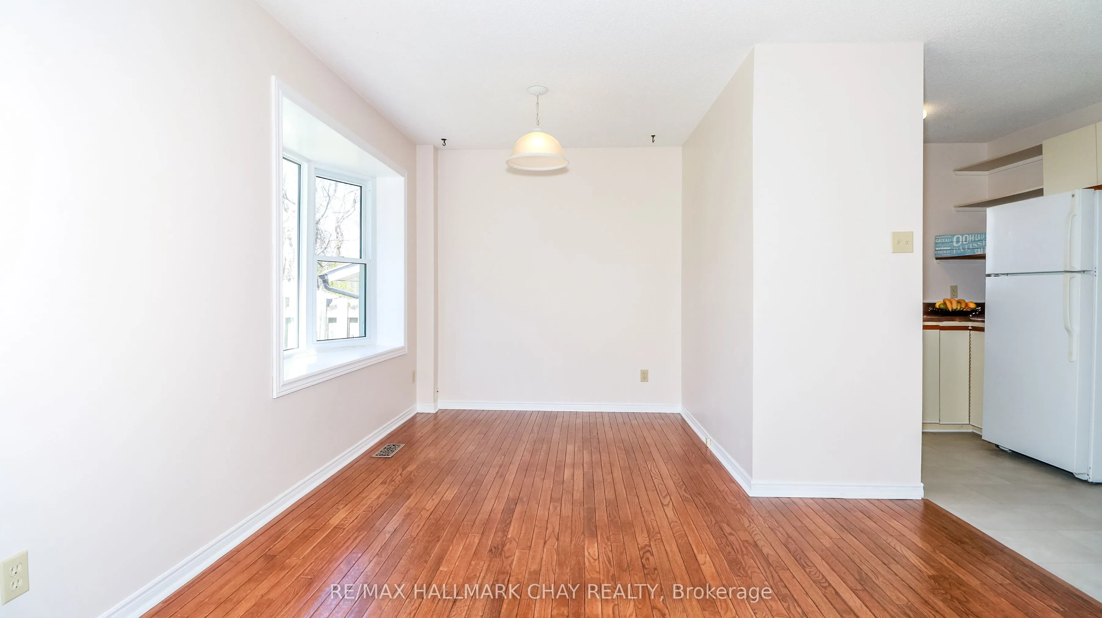 82 Melinda Crescent