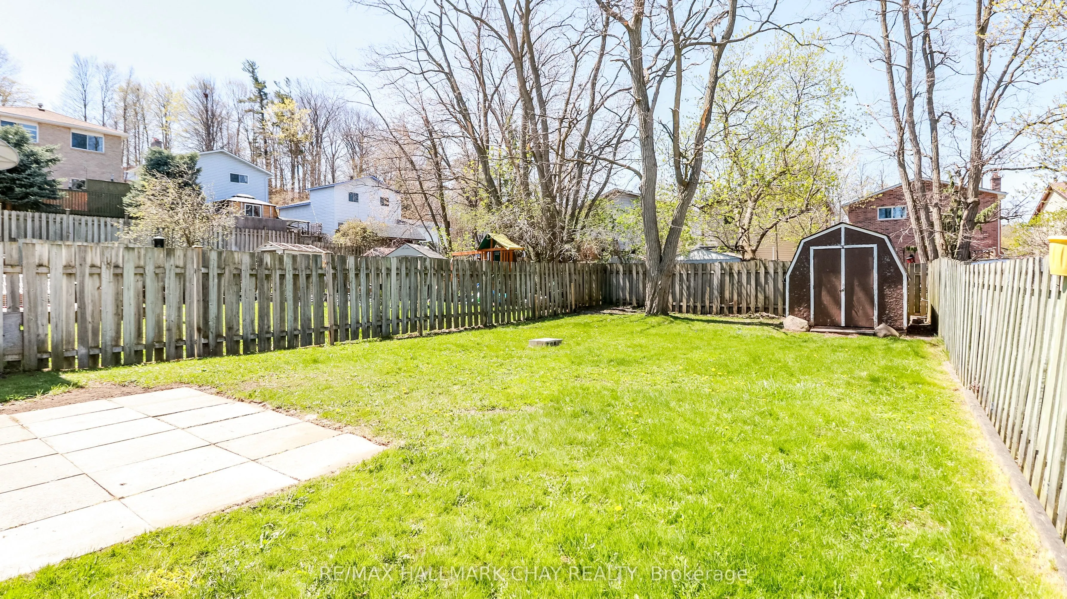 82 Melinda Crescent
