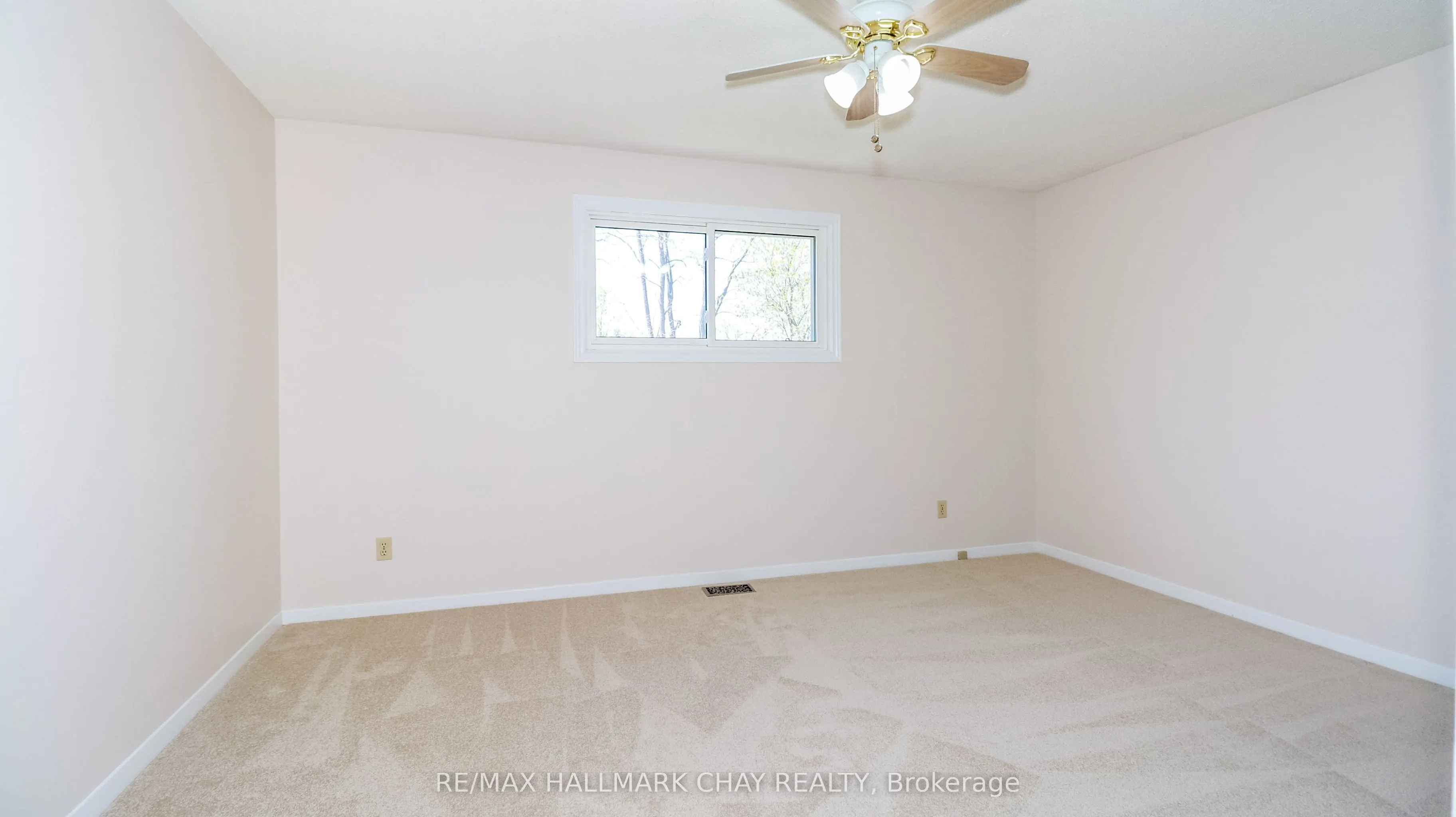 82 Melinda Crescent