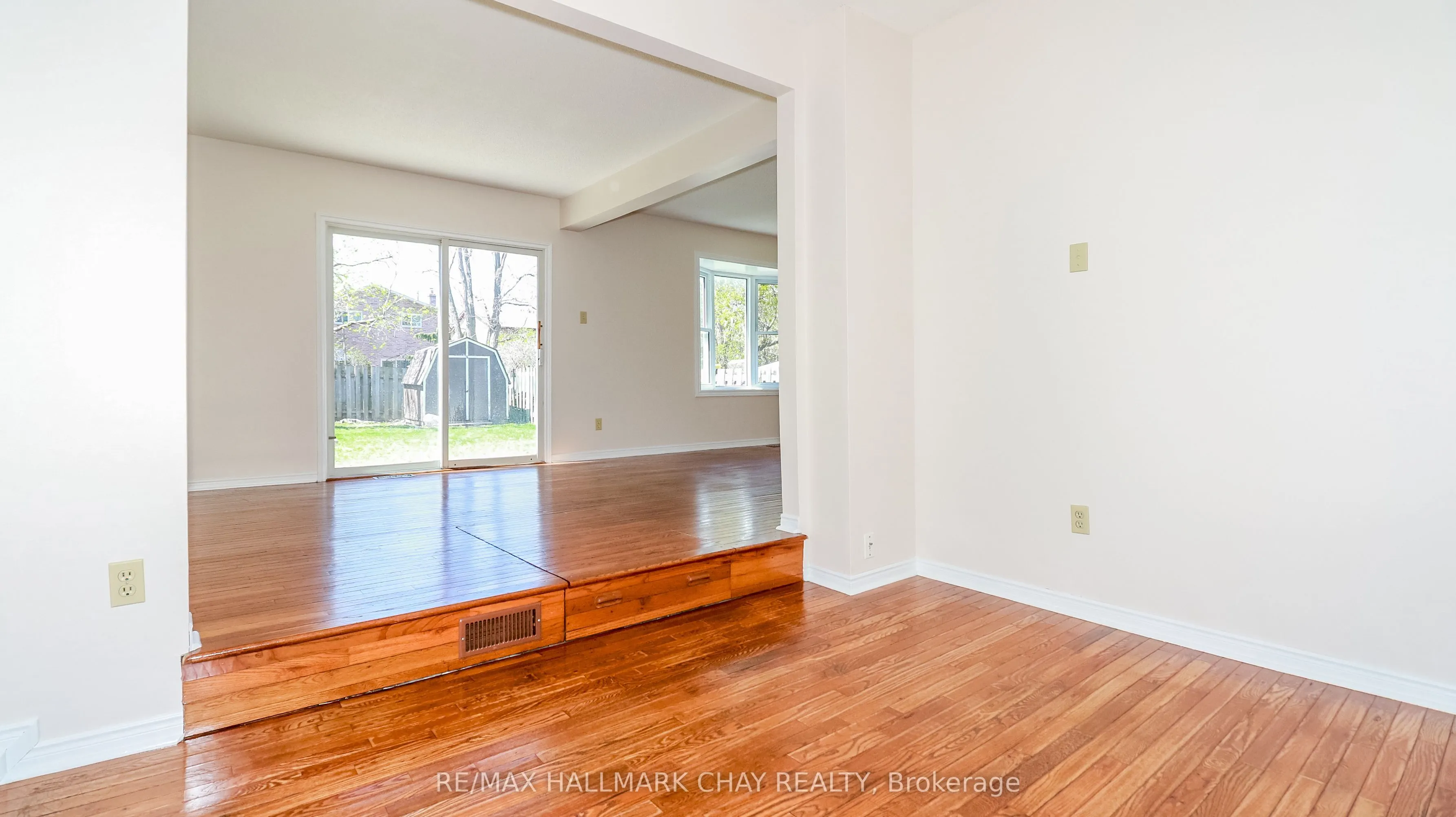 82 Melinda Crescent