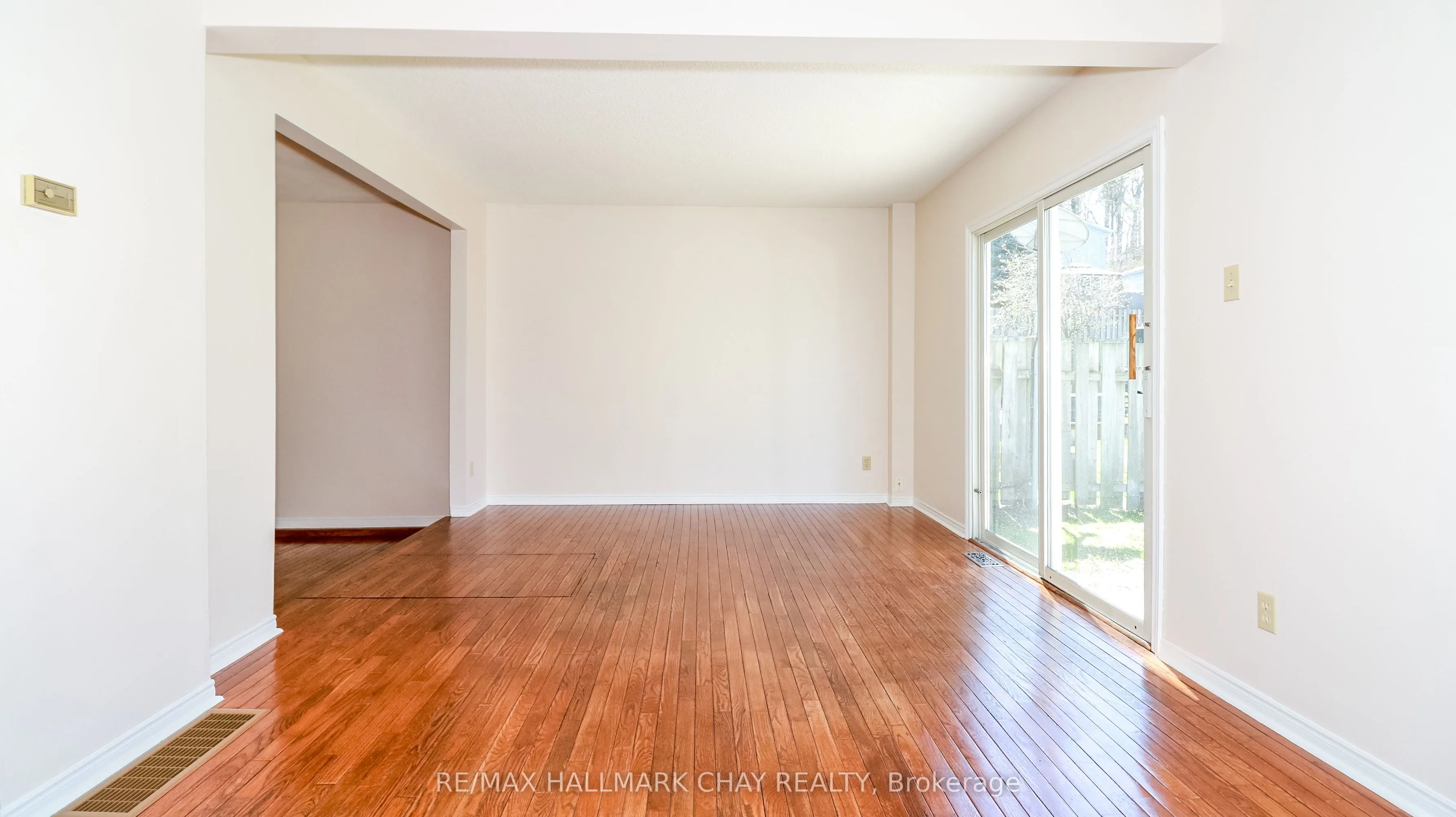 82 Melinda Crescent