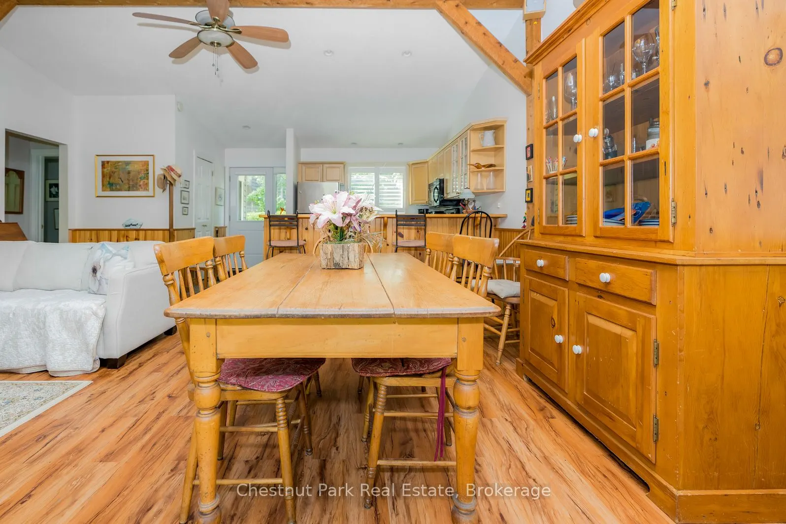 197 Escarpment Crescent, #Call LBO