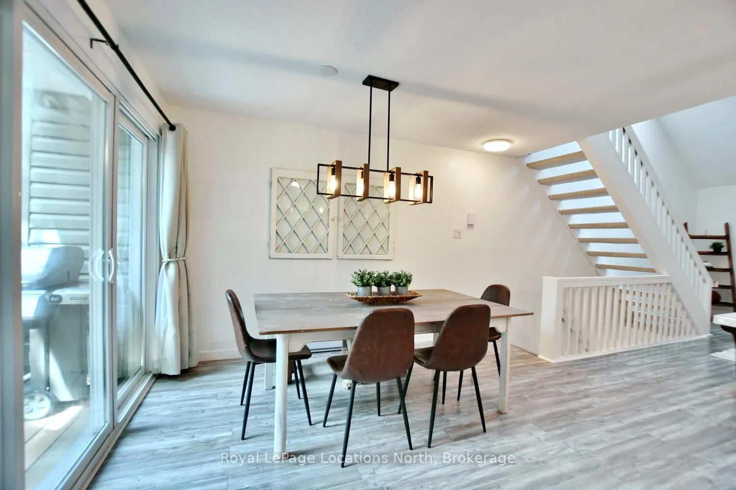 207 ESCARPMENT Crescent, #Call LBO