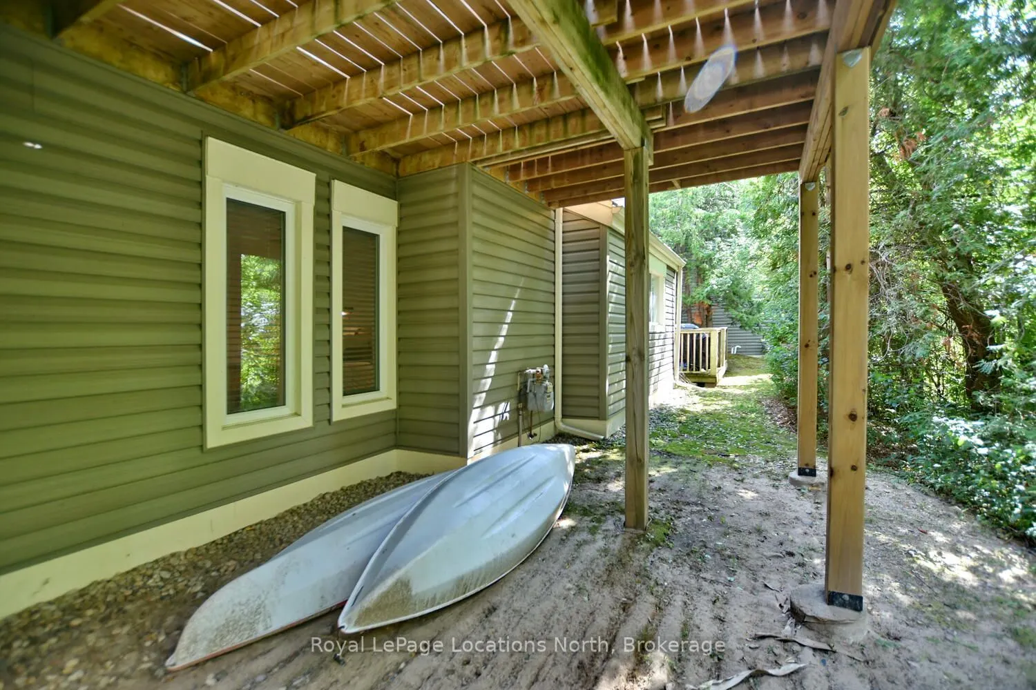 207 ESCARPMENT Crescent, #Call LBO