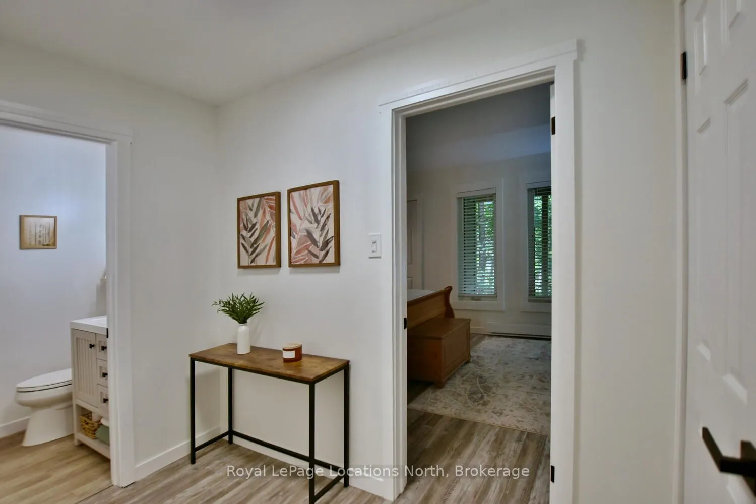 207 ESCARPMENT Crescent, #17