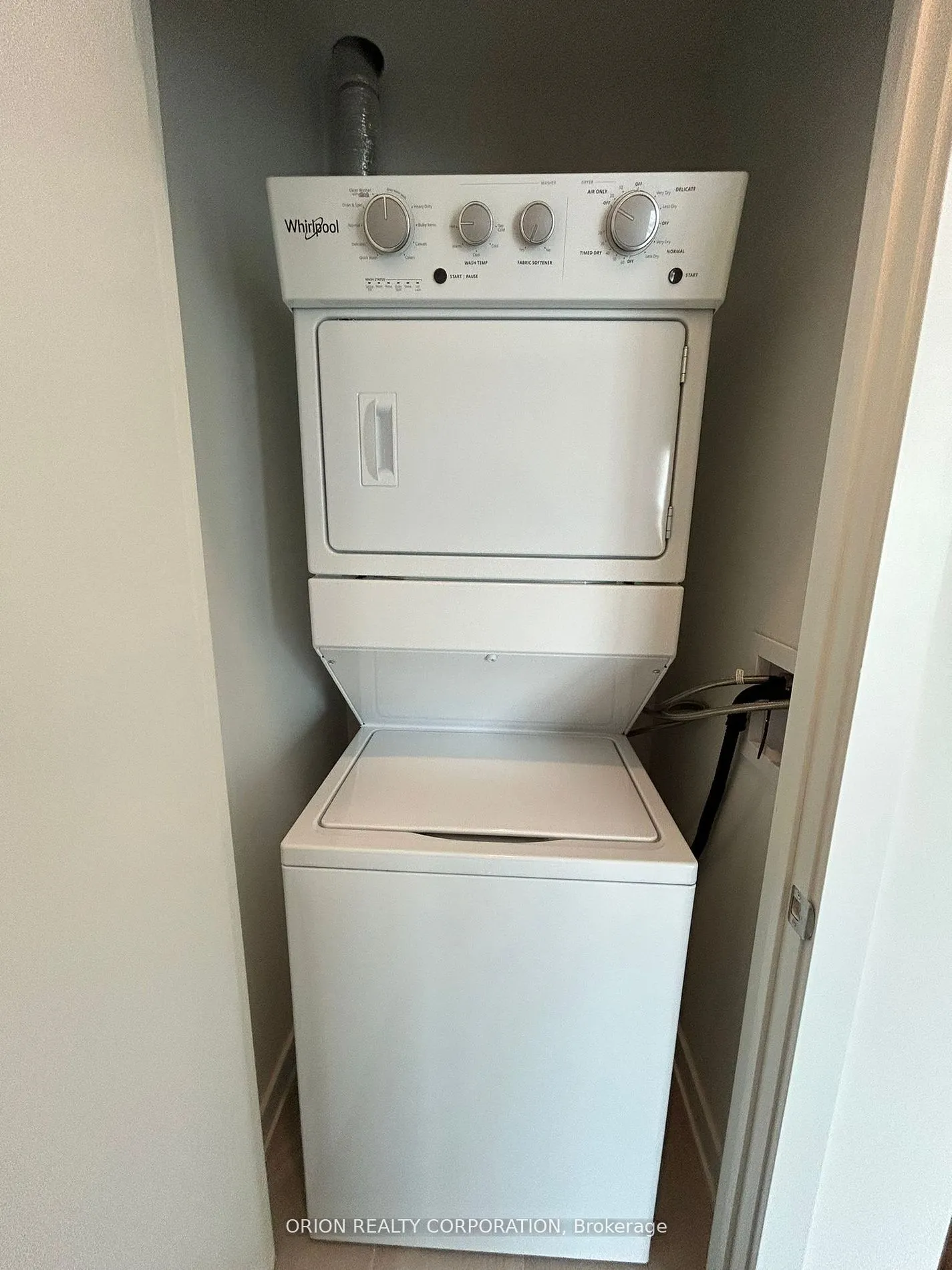 56 Lakeside Terrace, #1103