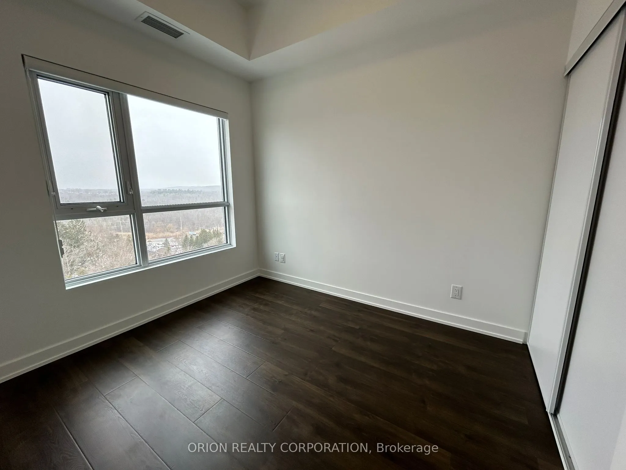 56 Lakeside Terrace, #1103